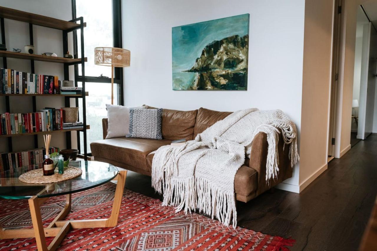 Luna, Stylish And Chic Collingwood Apartment *
