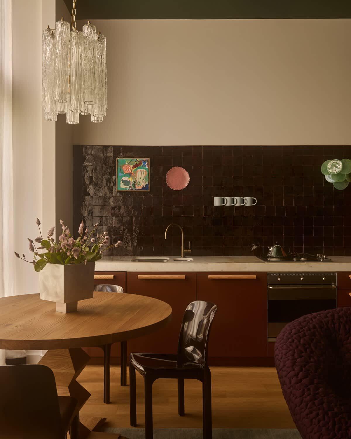A Luxe In The Paris End Of