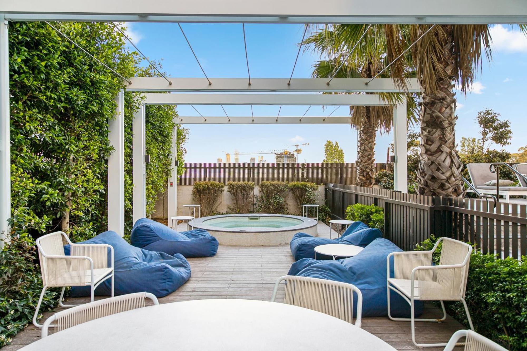 Luxury Vip 4-bedroom Townhouse In Port * Melbourne