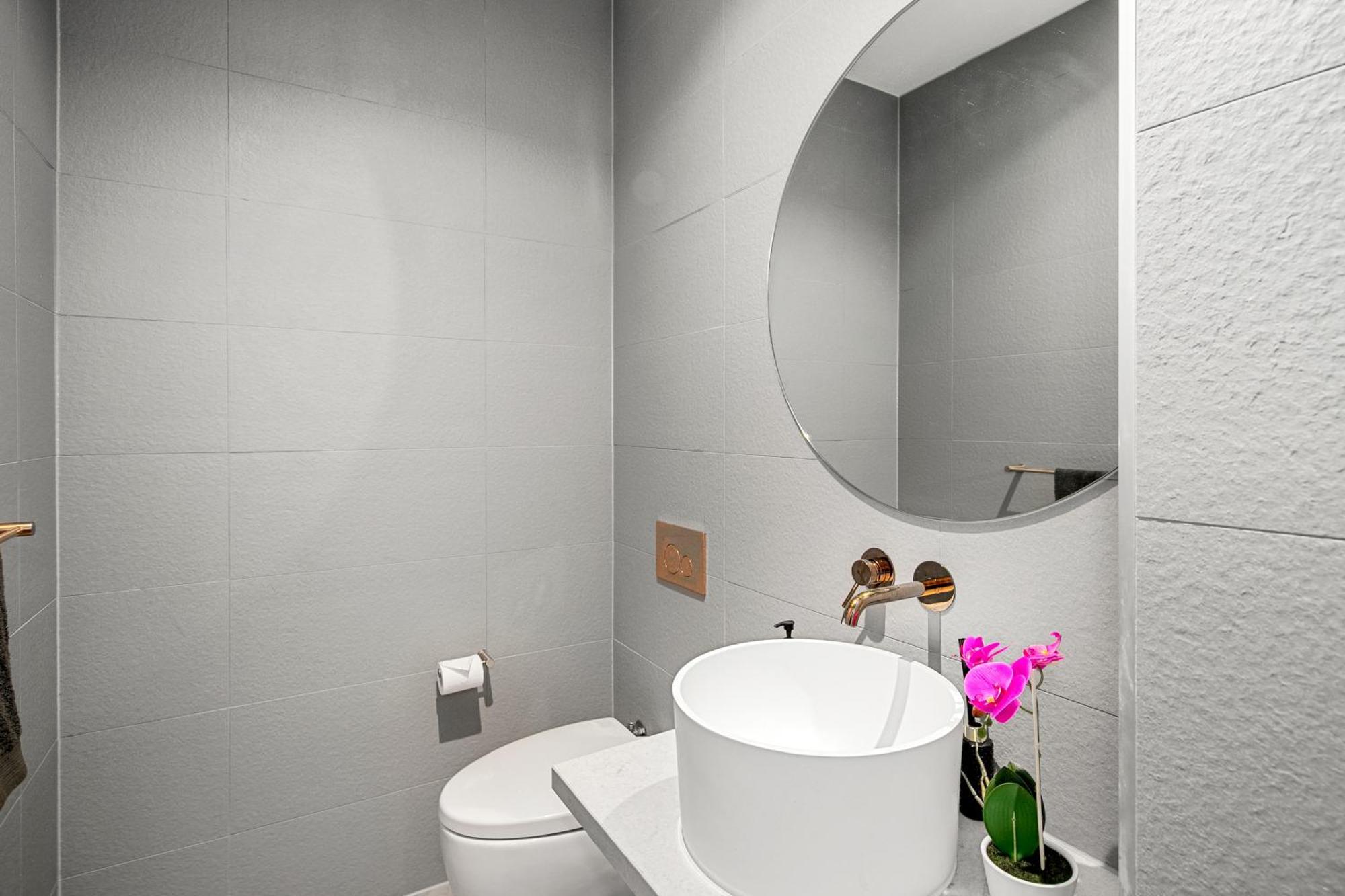 Luxury Vip 4-bedroom Townhouse In Port