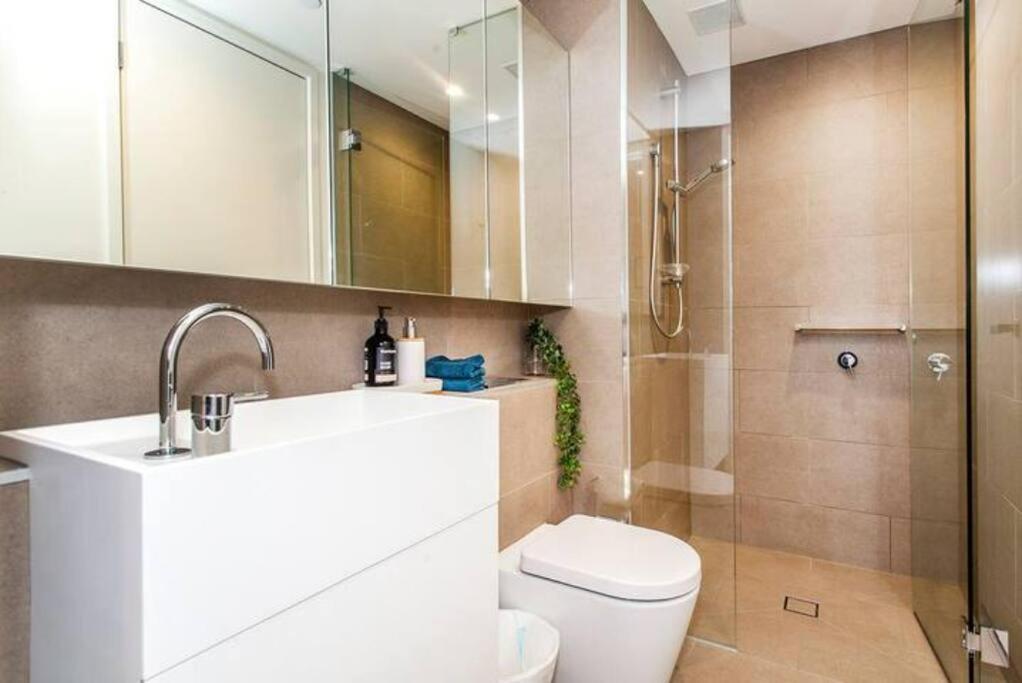 Stunning 1bbr At Southbank Tf4114 New Apartment Melbourne