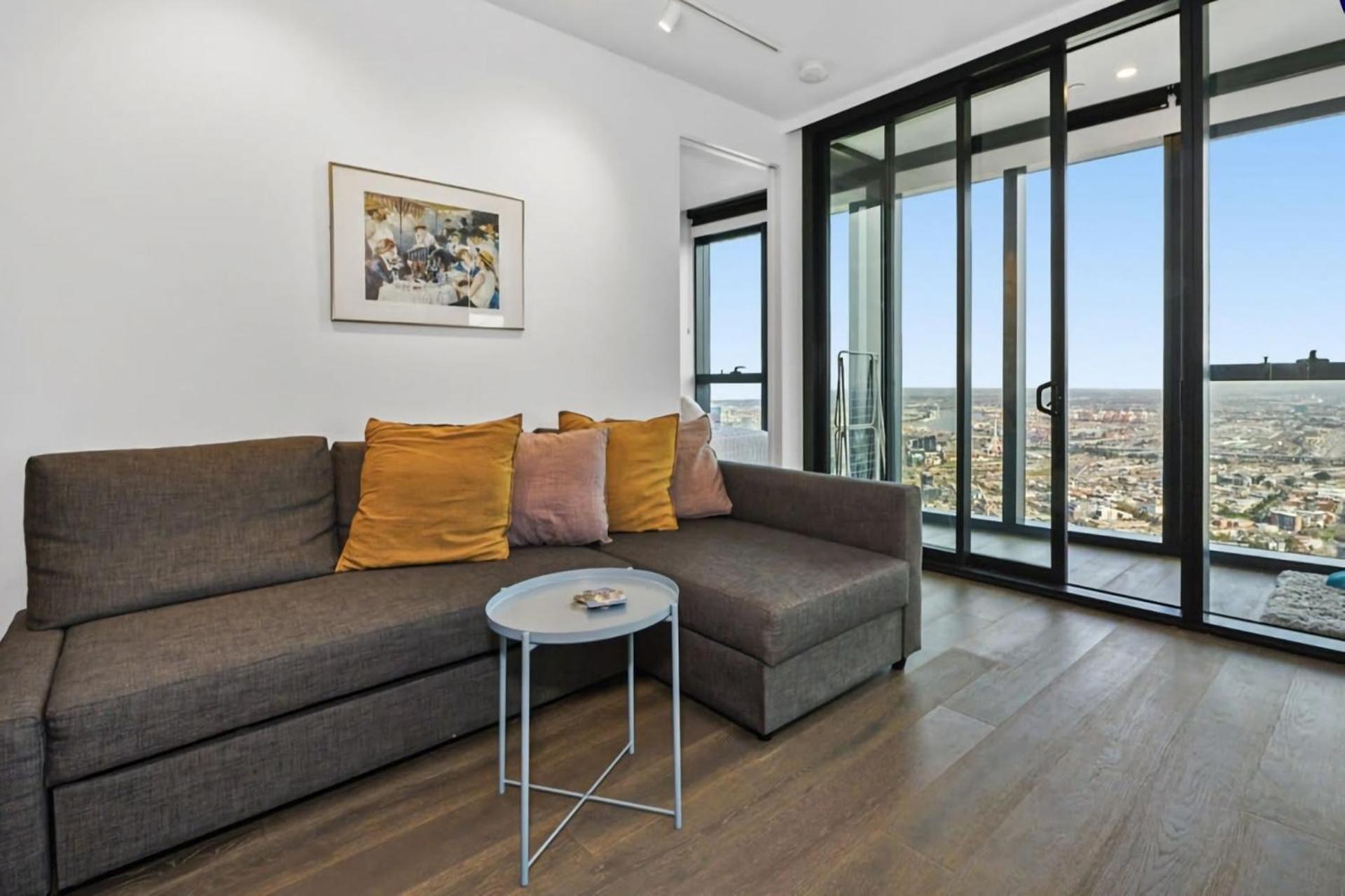 Apartment Views - 2br Gem Near Queen Vic Melbourne
