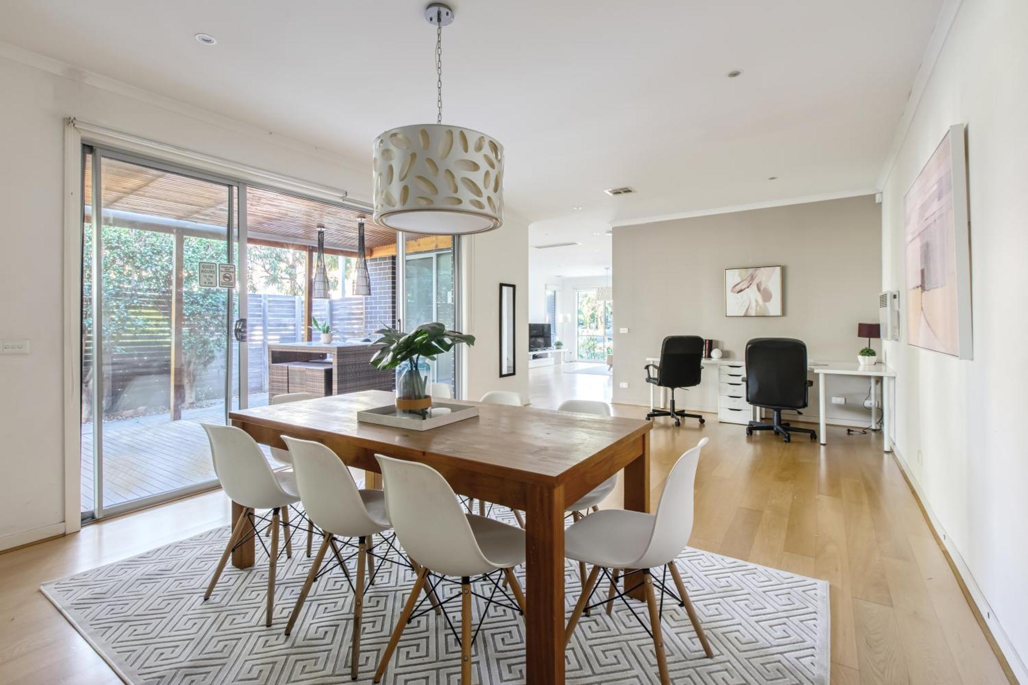 Holiday home Leafy Family With Outdoor Dining Near Cbd *