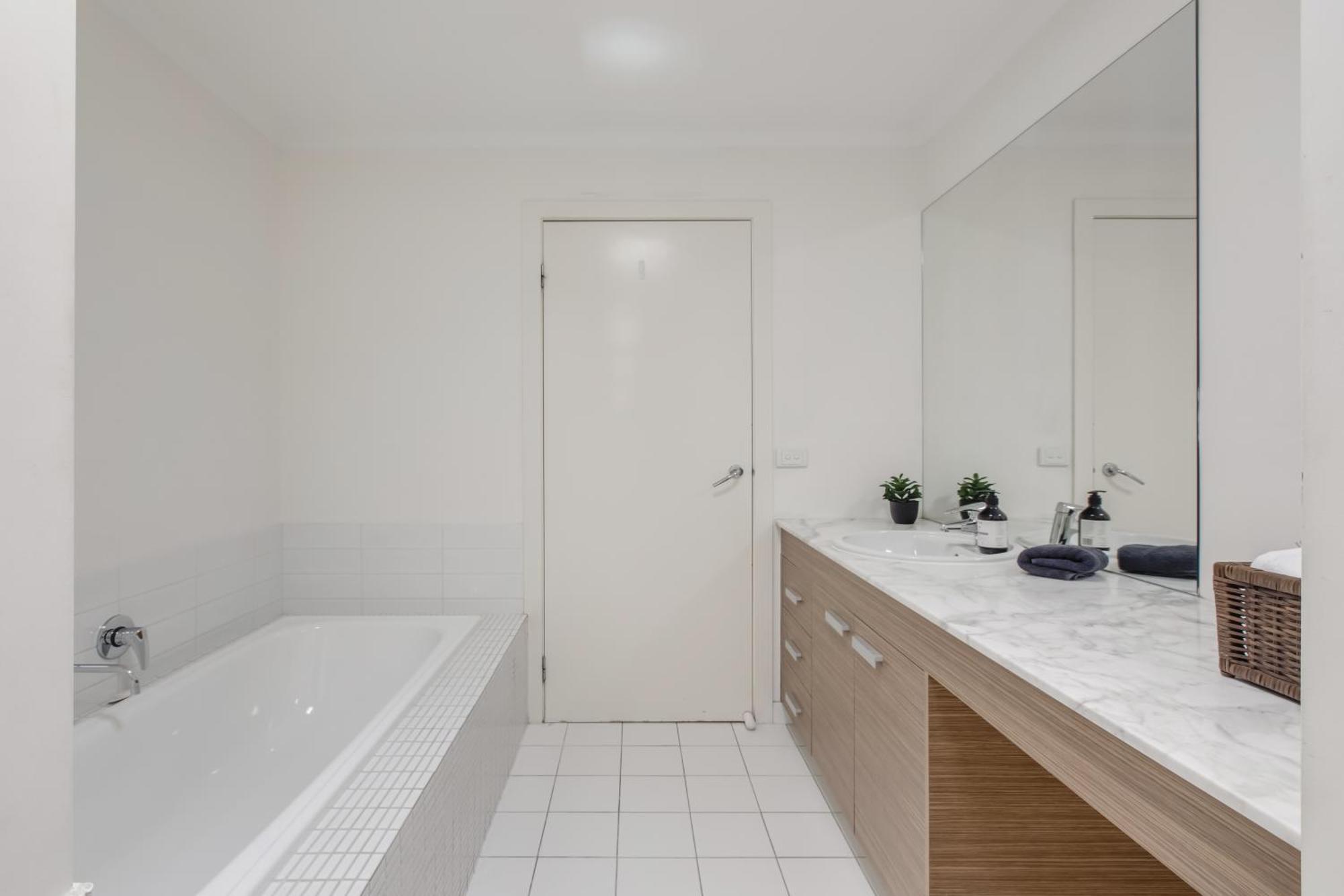 Holiday home Leafy Family With Outdoor Dining Near Cbd