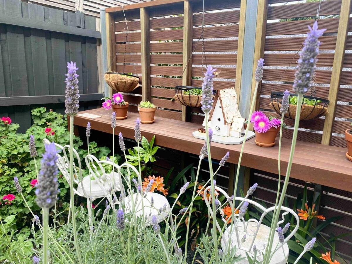 Little Vella Apartment Melbourne