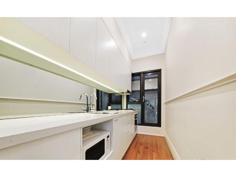 Roderic's Bed & Breakfast Melbourne