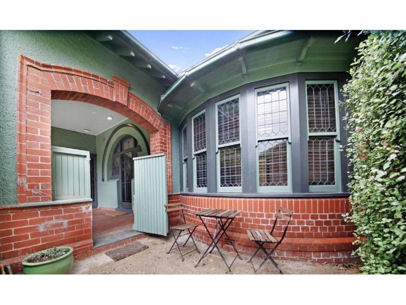 Bed & Breakfast Roderic's