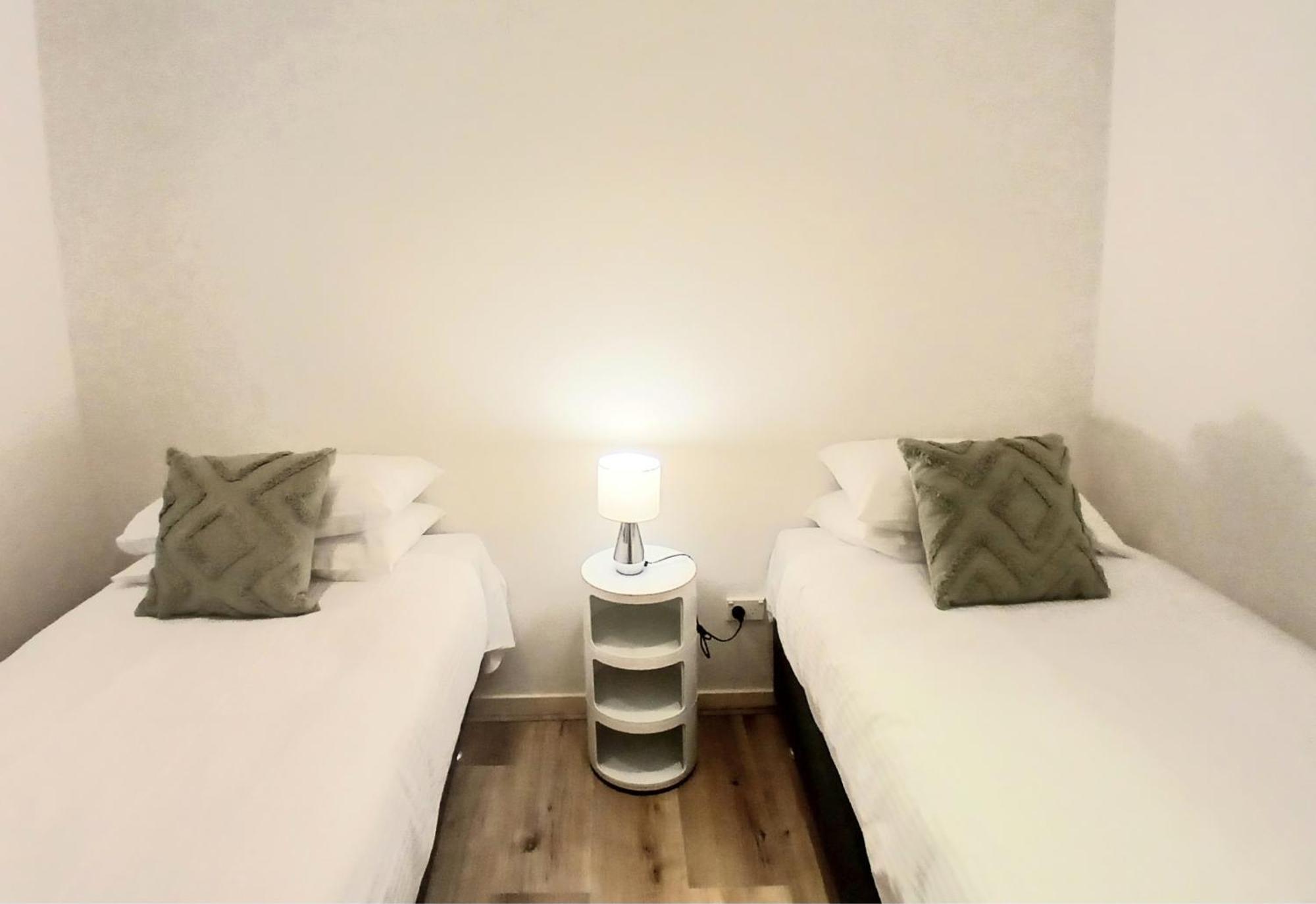 Readyset At Liberty Apartment *