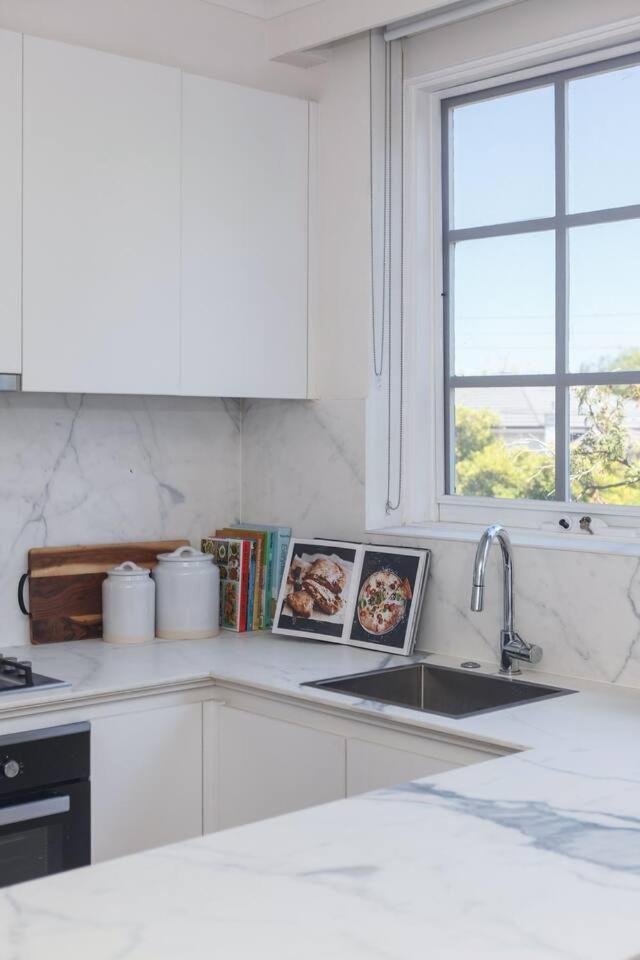 A Radiant Escape Steps From Shops And Metro Apartment