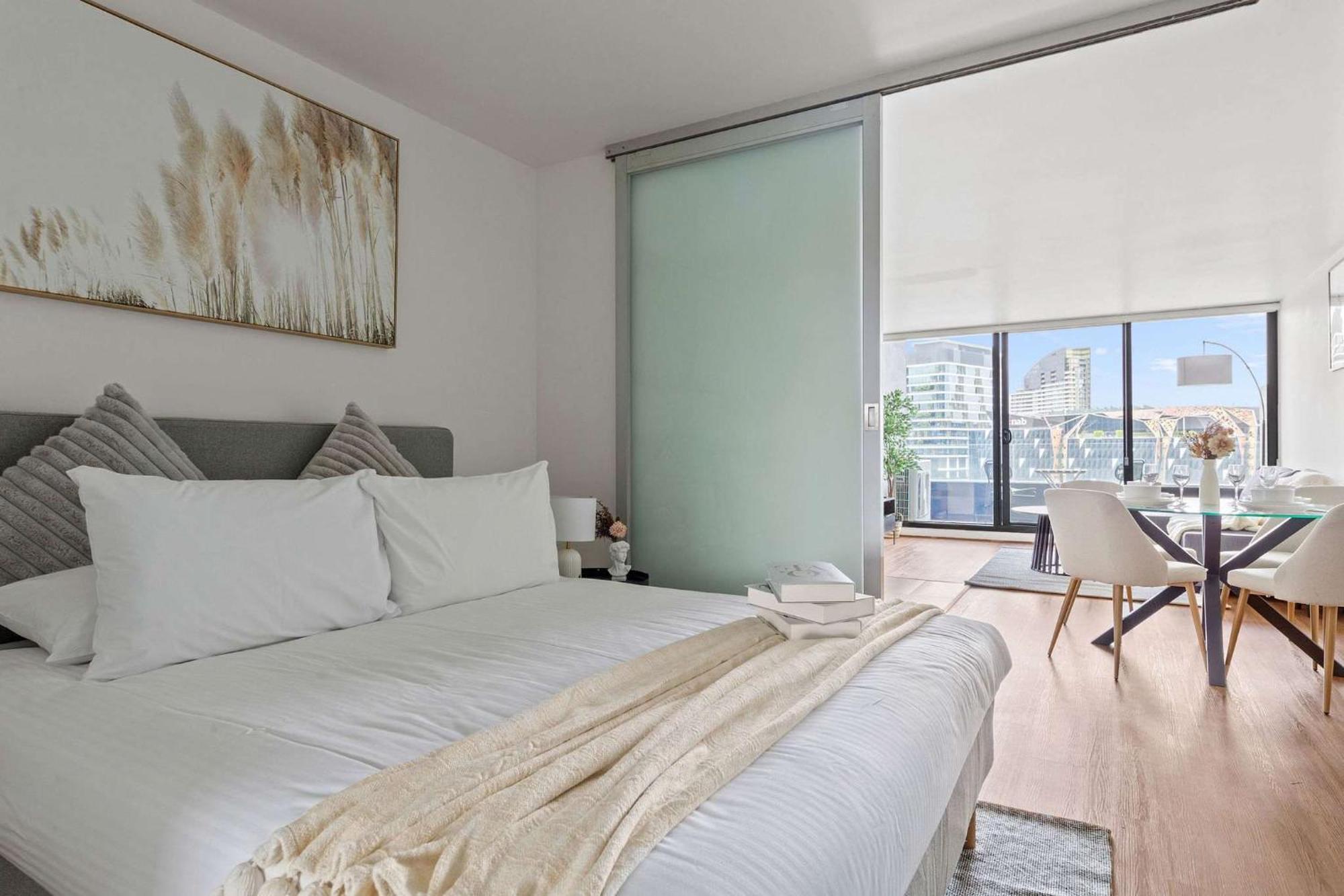 Chic By Southern Cross Free Parking Apartment *
