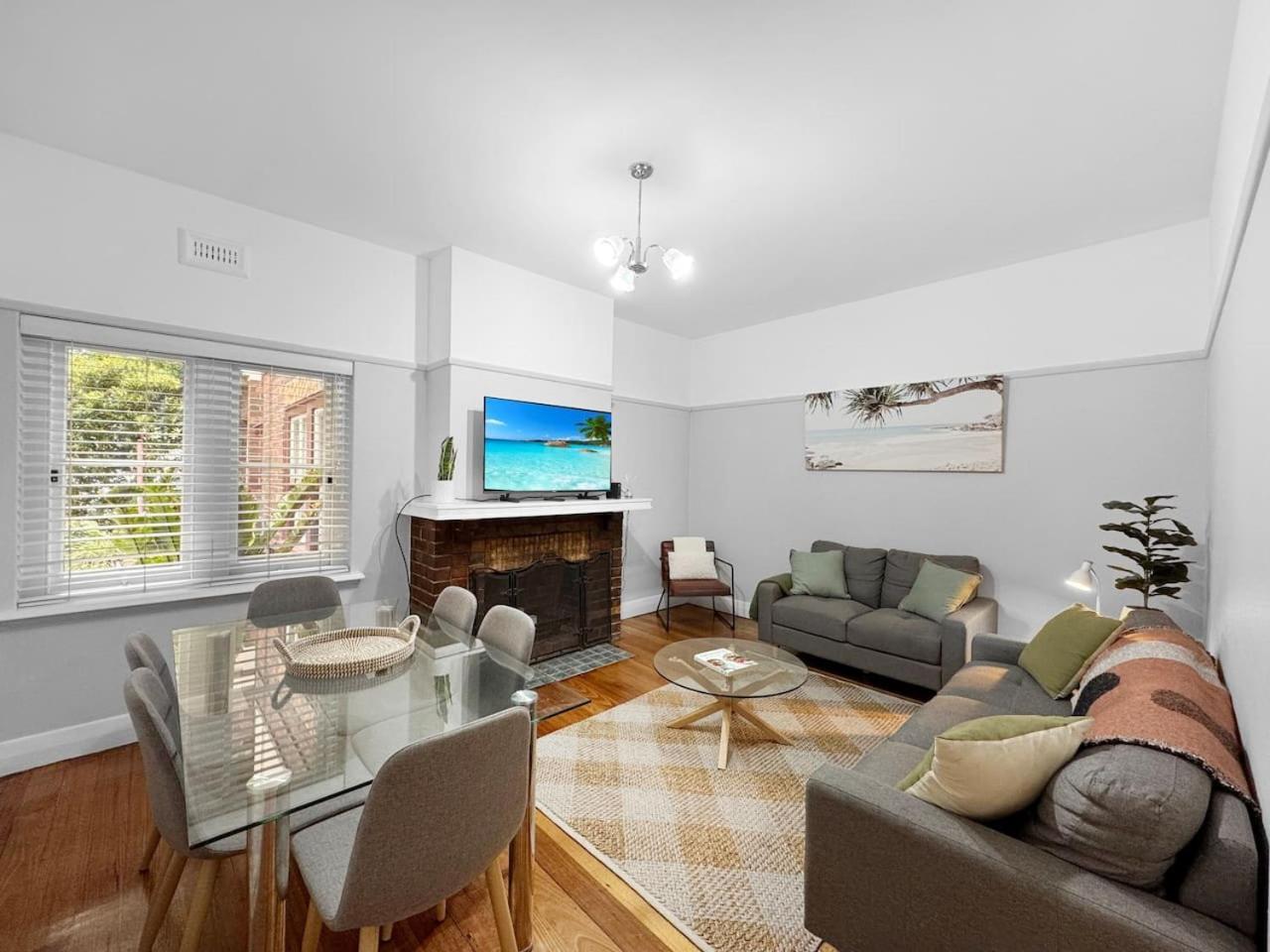 Ground Floor Apartment, 250 Metres To The