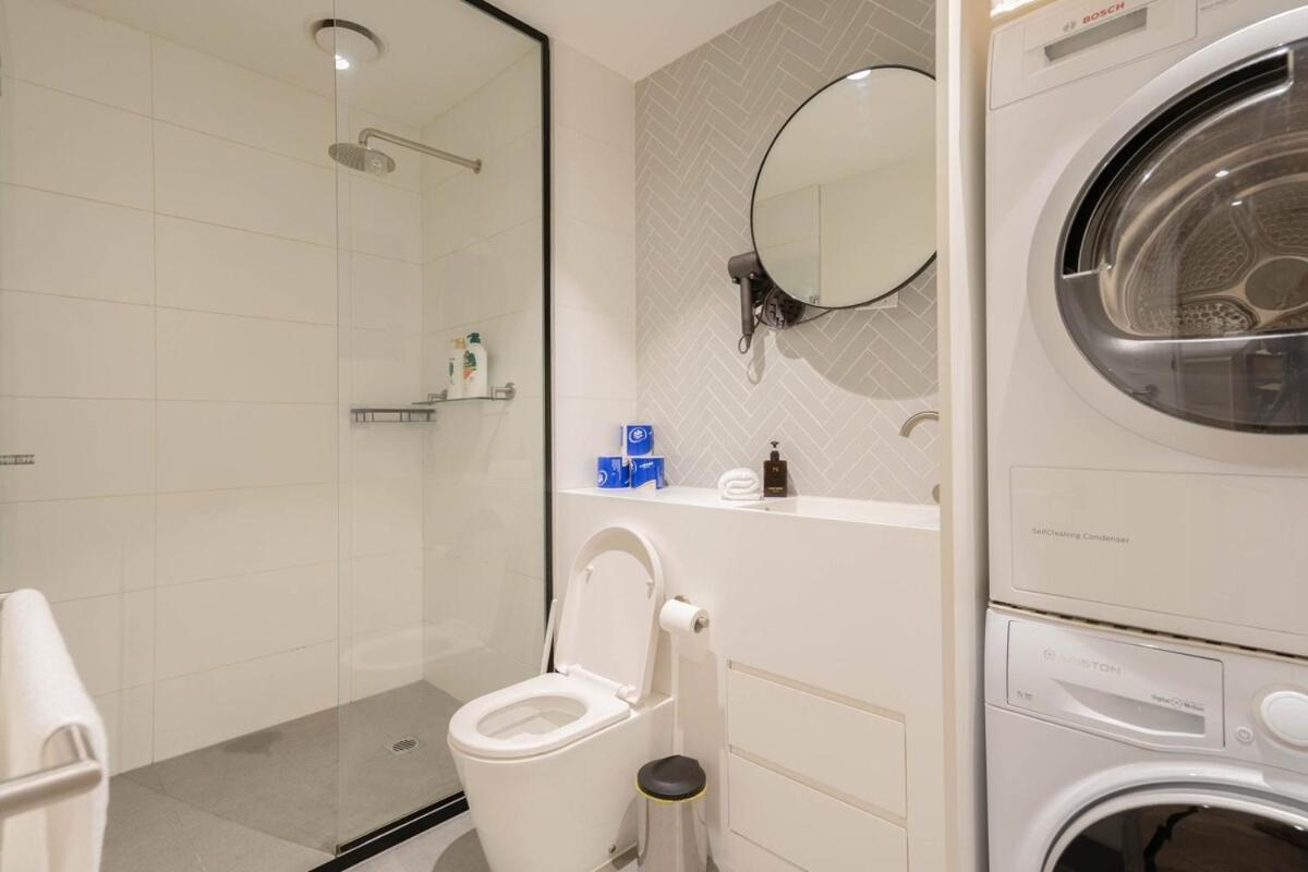 Apartment Eq Tower 1br Unbeatable Location Free Parking #eq34