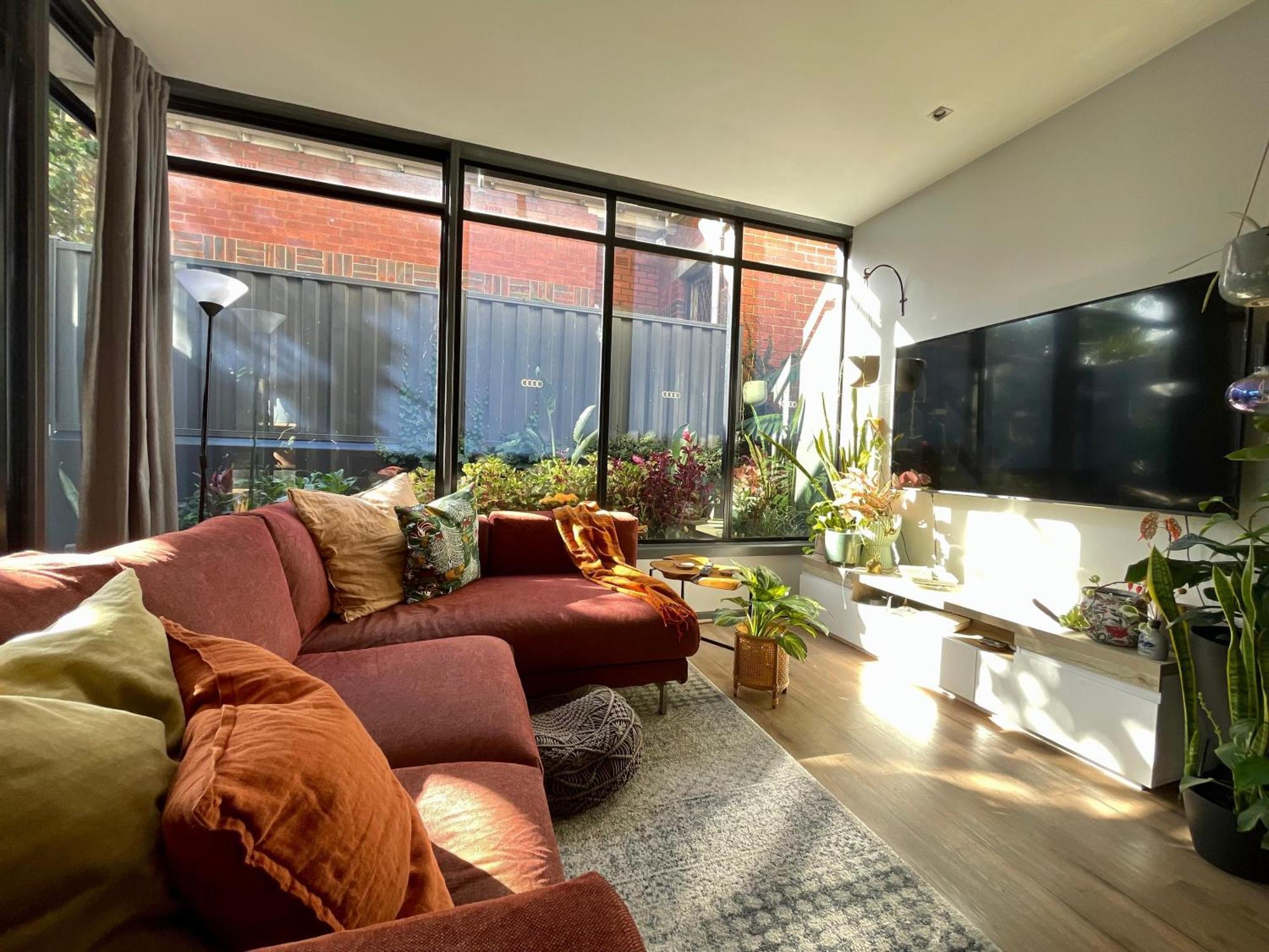 The Inner Forest Apartment *