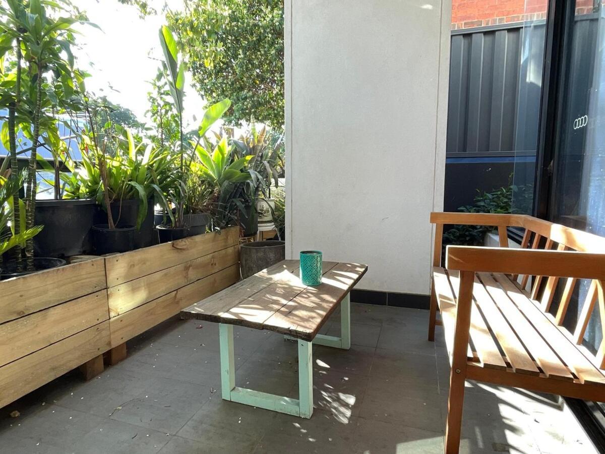 Apartment The Inner Forest Melbourne