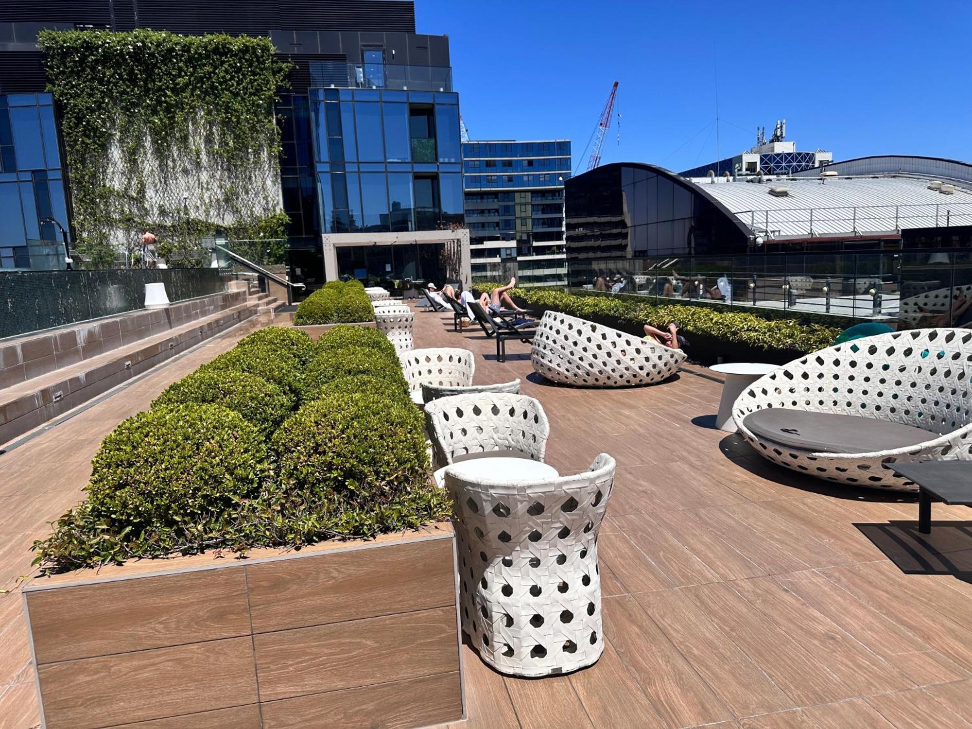 Apartment Royal Executive Living Grand Bayview Corporate Residency *