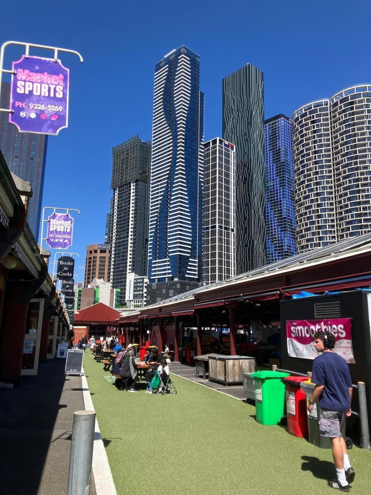 Apartment Spacious And Bright 2bdr Next To Qvm In Cbd, Parking Melbourne