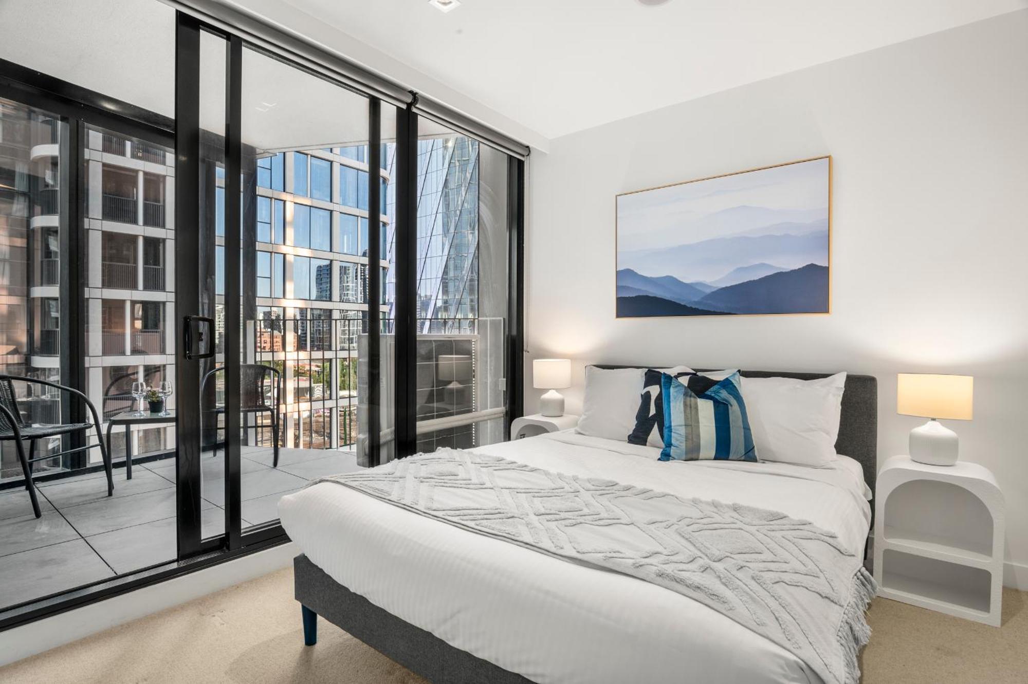 Stunning At Marvel Stadium With Parking & Amenities