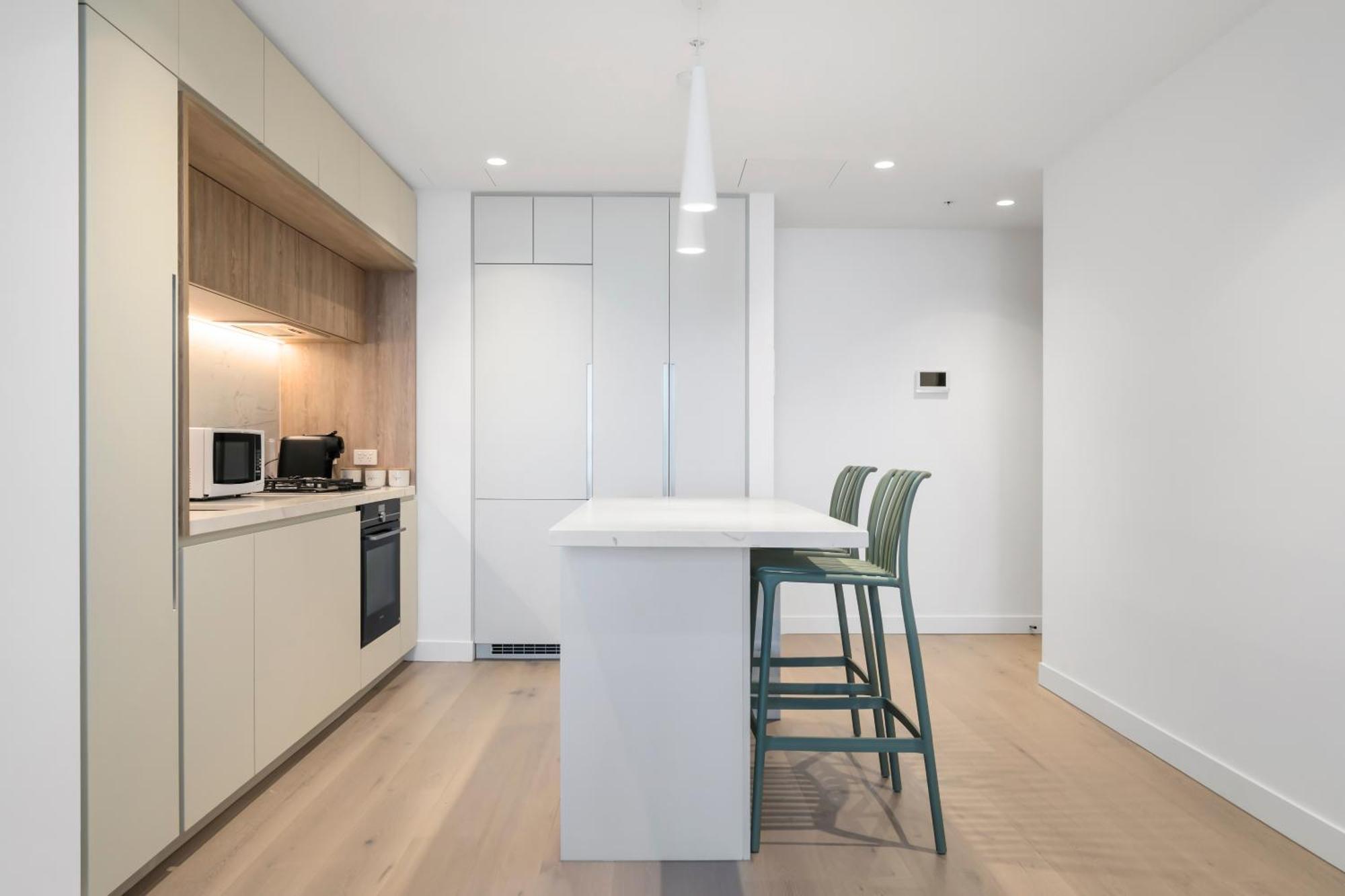 Stunning And Bay Views With Pool & Gym! Apartment Melbourne