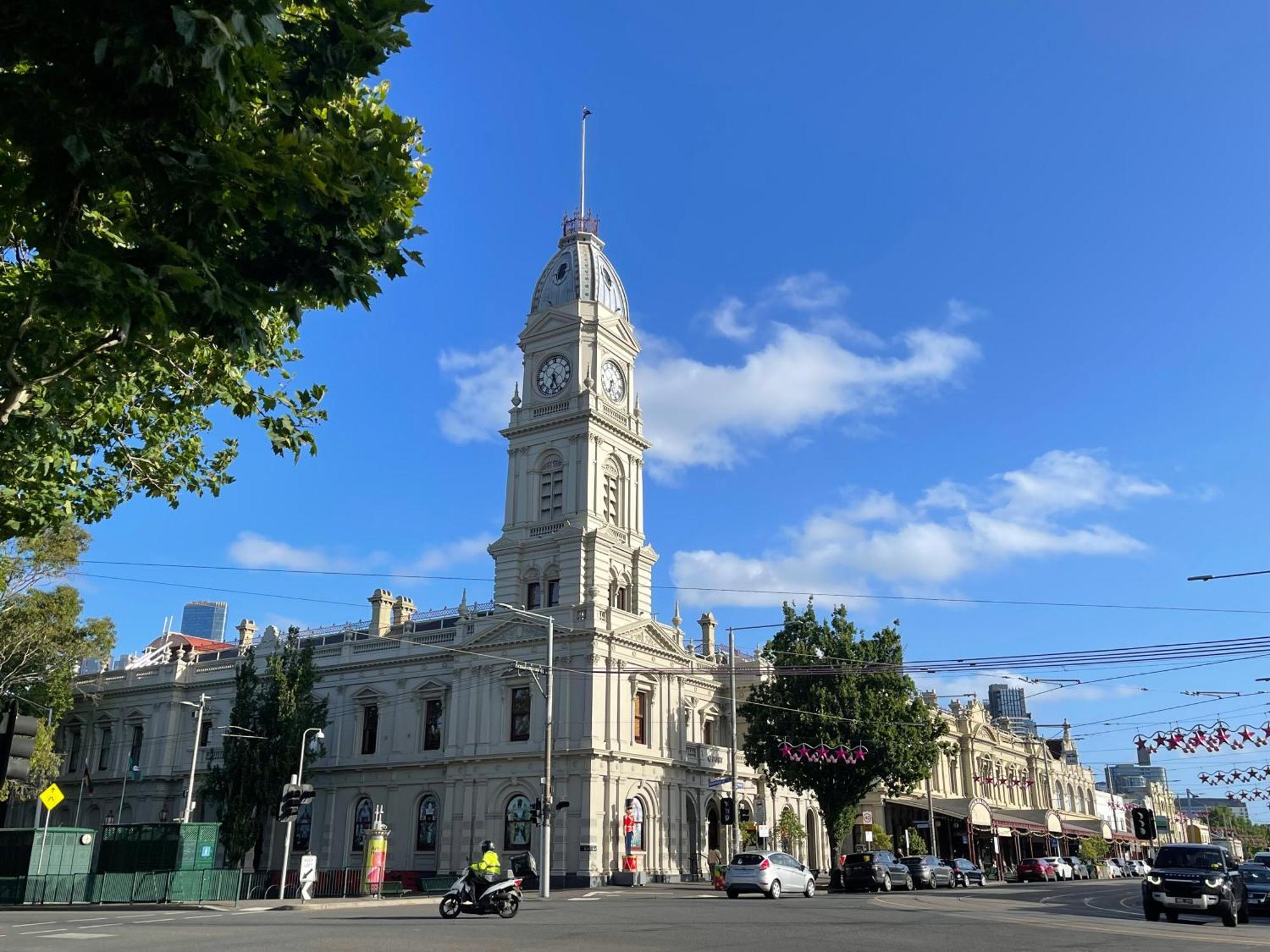 Spacious And Bright 2bdr Next To Qvm In Cbd, Parking