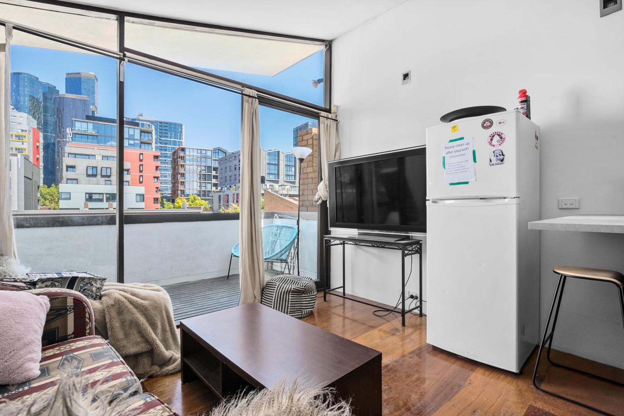 Melbourne- Zen Garden Oasis Or Skyline Terrace Freetramzone *