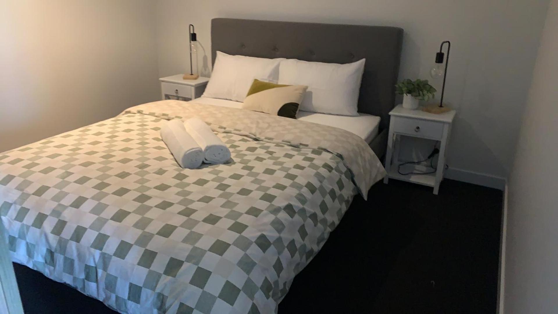 Highview 2 Queen Bed 1 Bath With Gym, Pool And Parking *