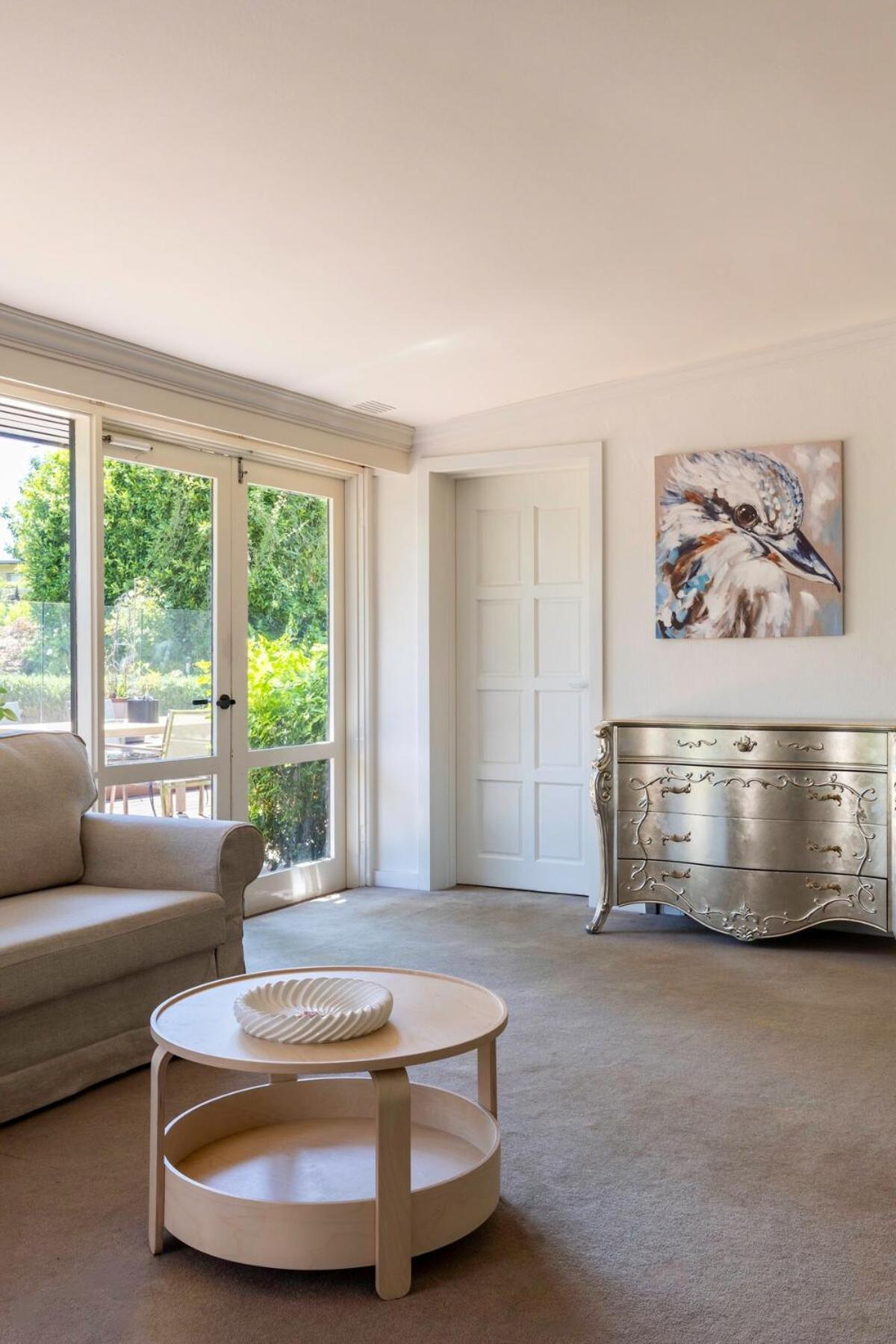 Prime Location House With Pool In Kew Holiday home