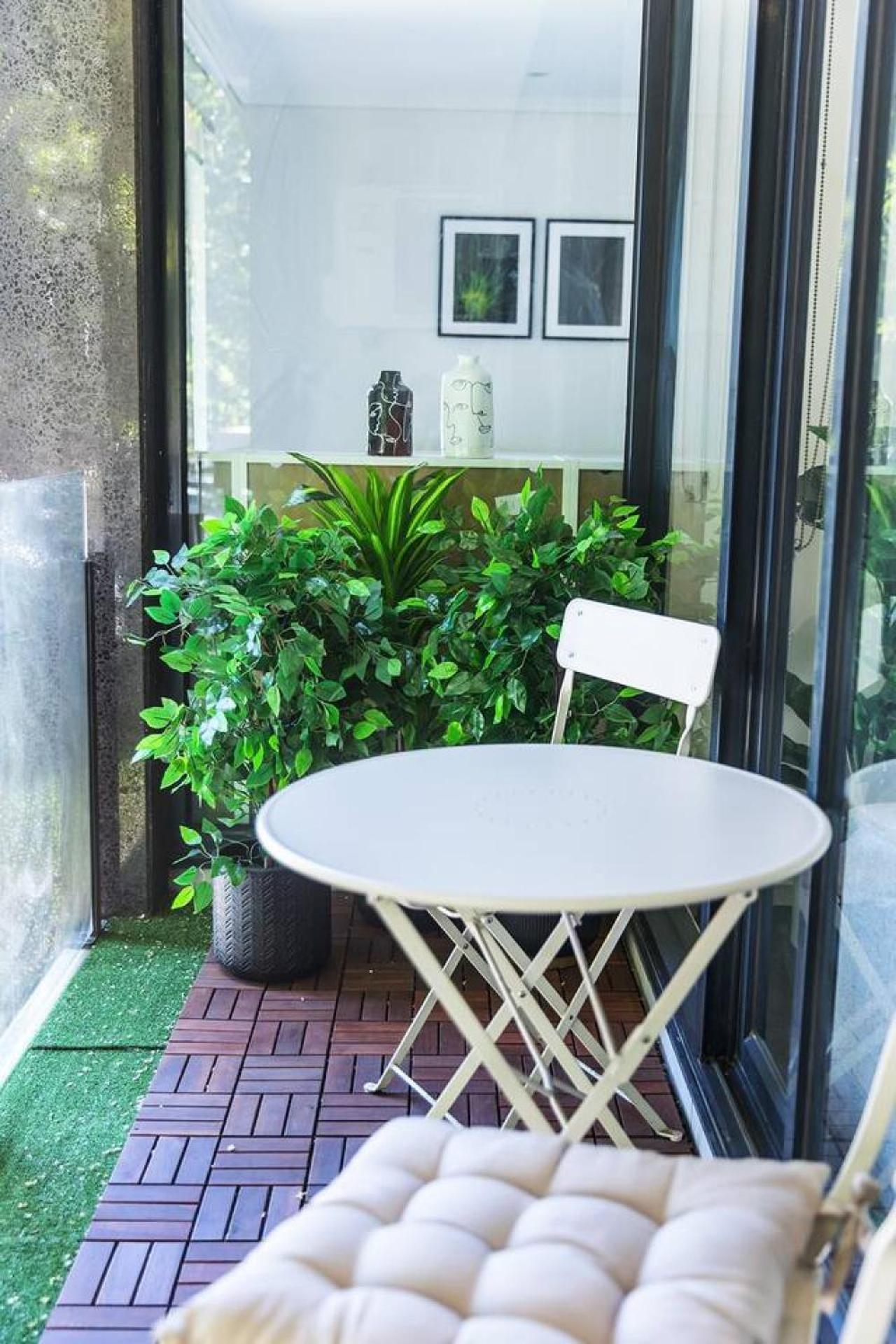 Cleo, Indoor Pool And Gym. Location Melbourne
