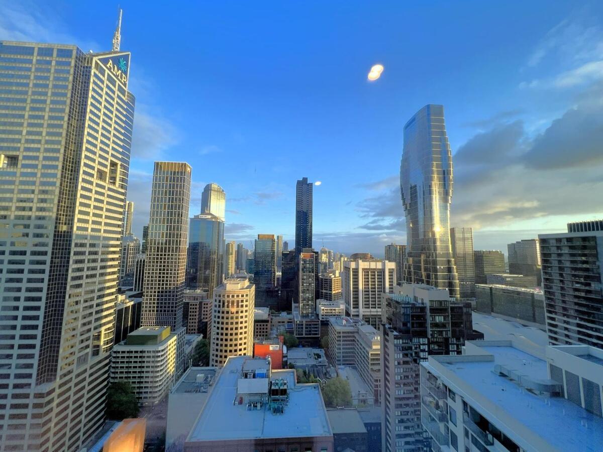 Apartment 2 Bedroom 2bath, Free Parking, Southern Cross, Lvl 36 Melbourne