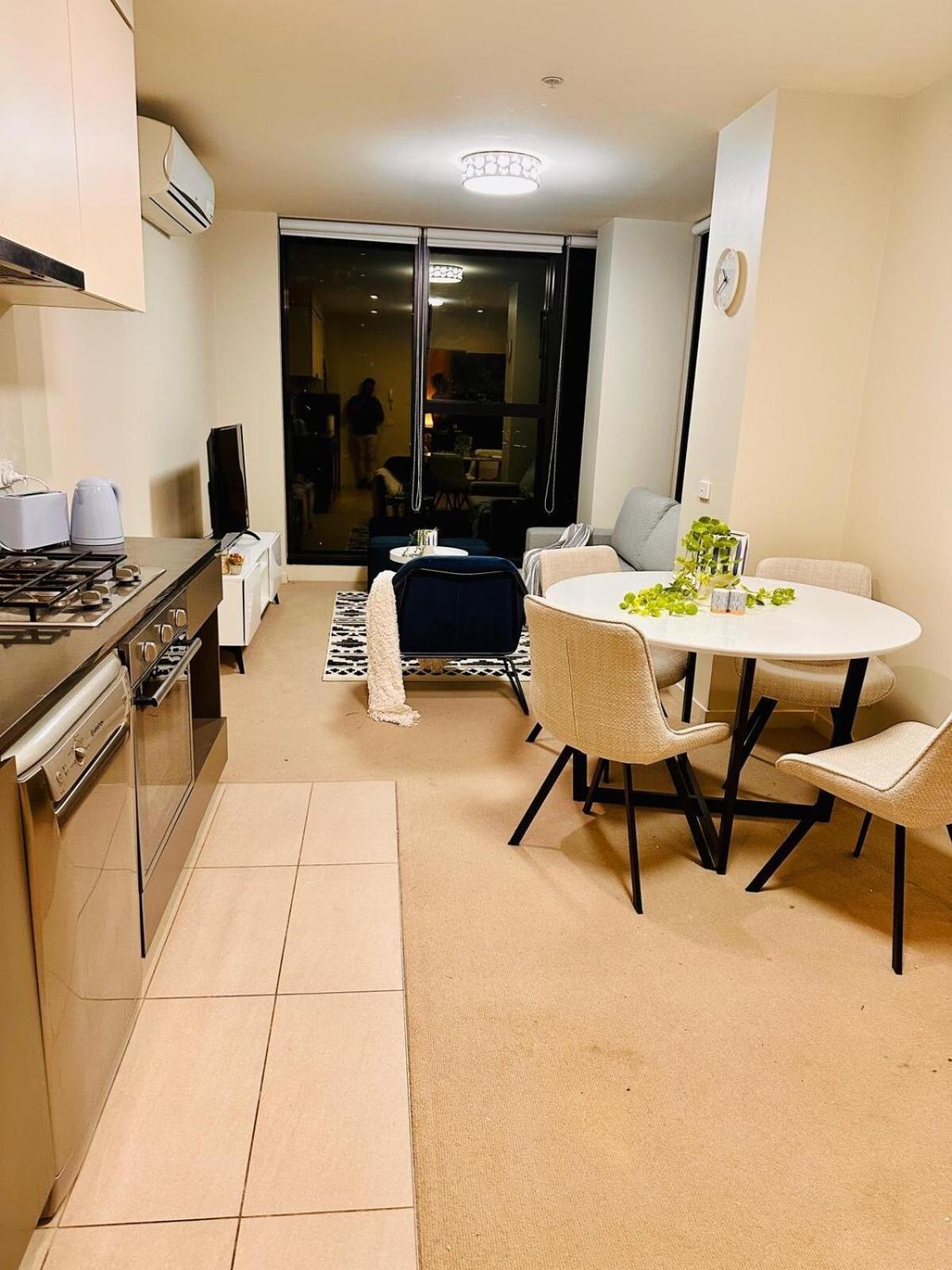 Apartment Revive And Relax At Collins Street *