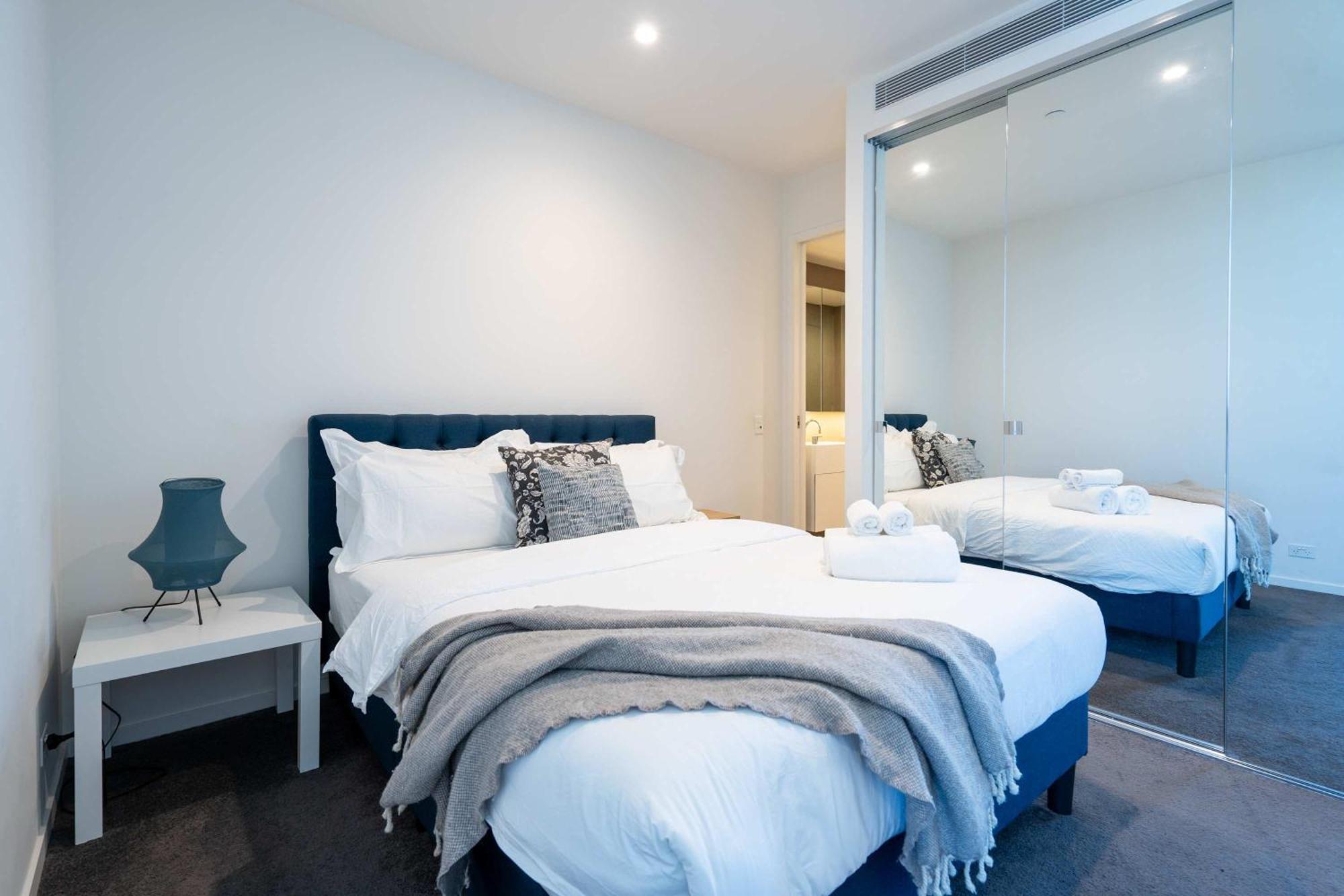 108 Highrise Bay View * Melbourne