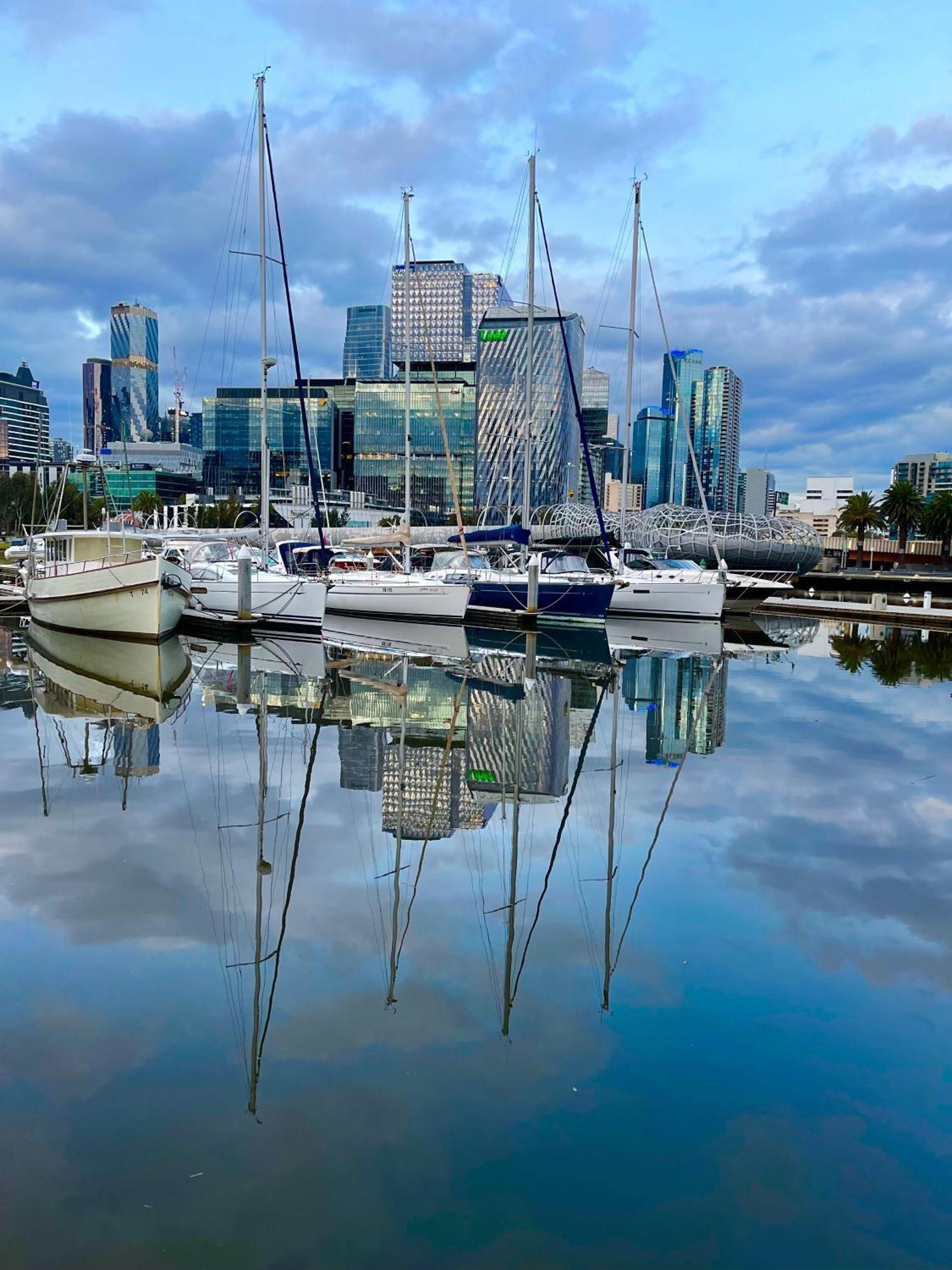 Yarra Accommodation-private Apartments-collins Wharf Waterfront, Docklands Melbourne