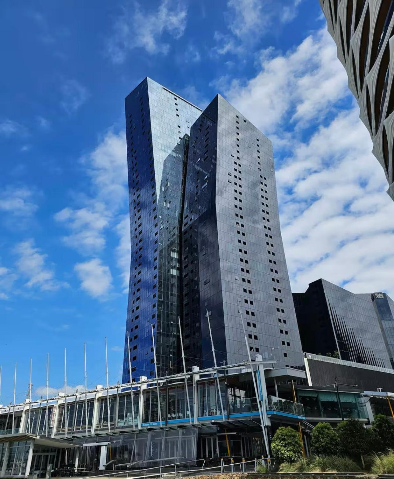 Mt1012 - 1 Bedroom Docklands Delight, Stunning Apartment Melbourne