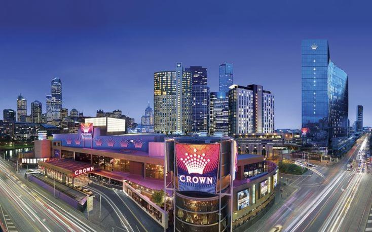 Skybound Escape, Lux 55th High Floor 2br In Aus108