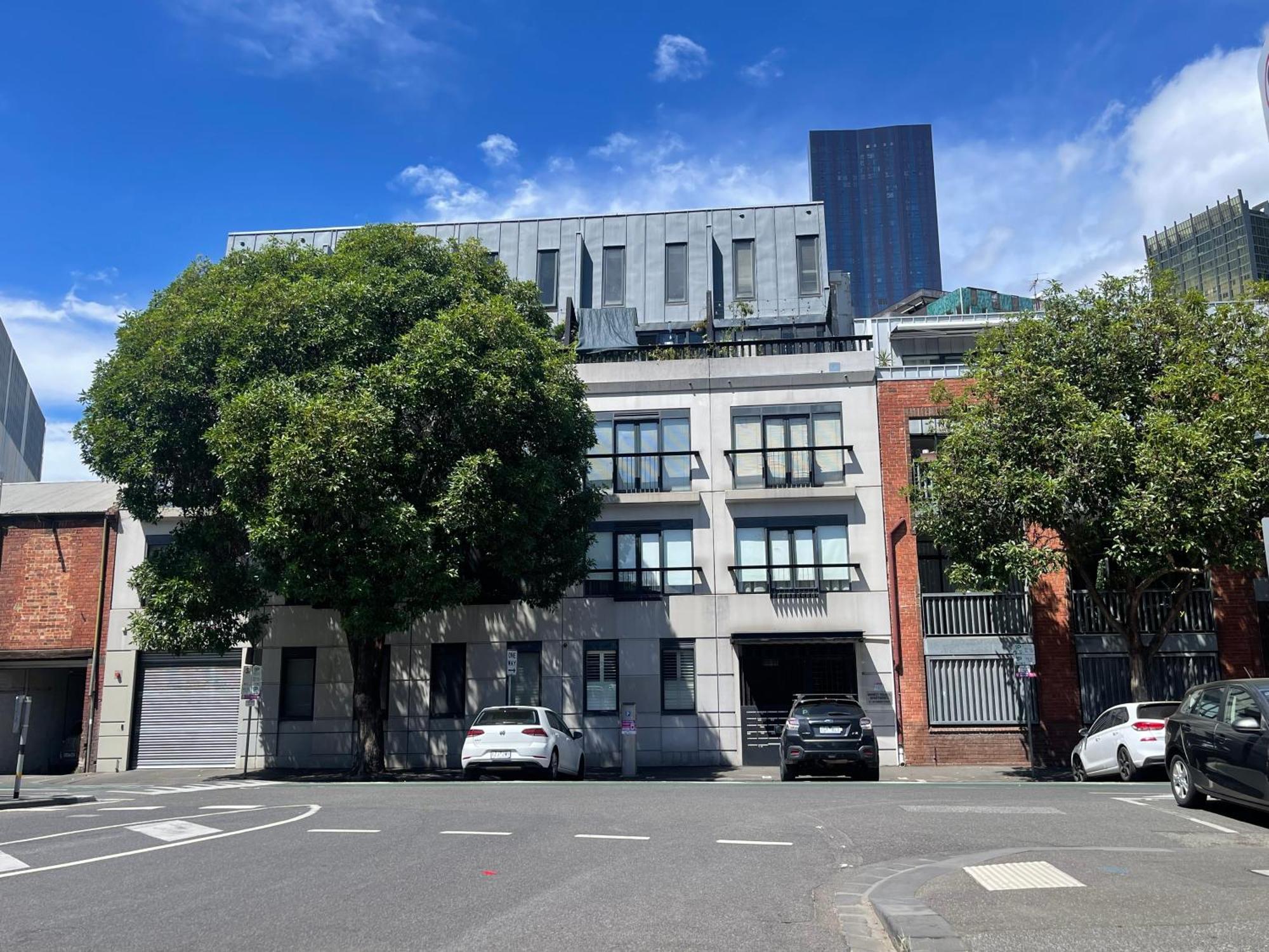 Apartment Spacious And Bright 2bdr Next To Qvm In Cbd, Parking *
