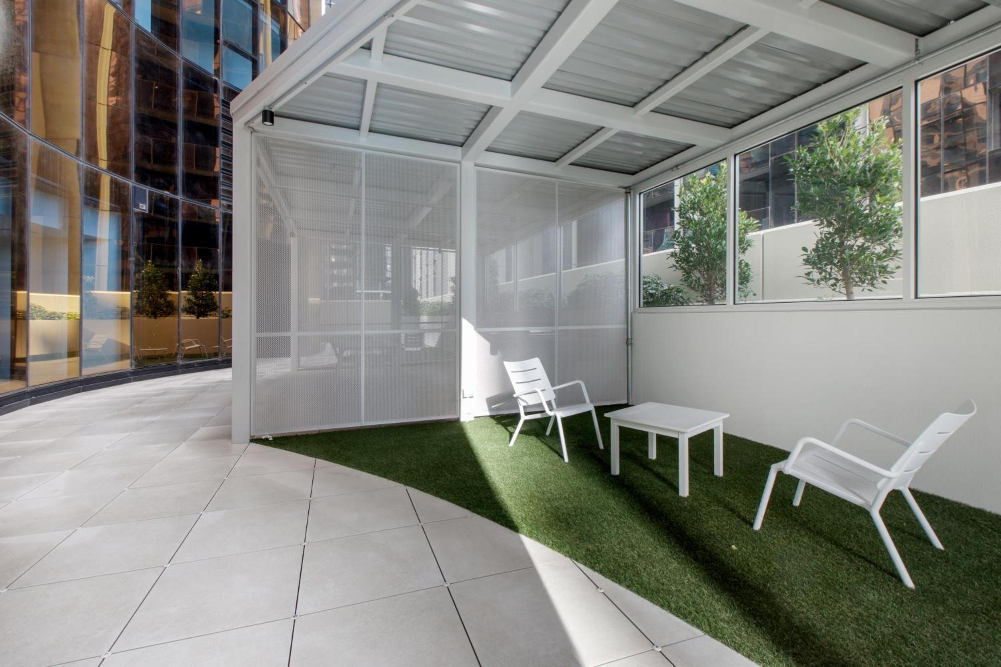 Modern Nomads Trendy 2br Skyline Near Station Apartment *