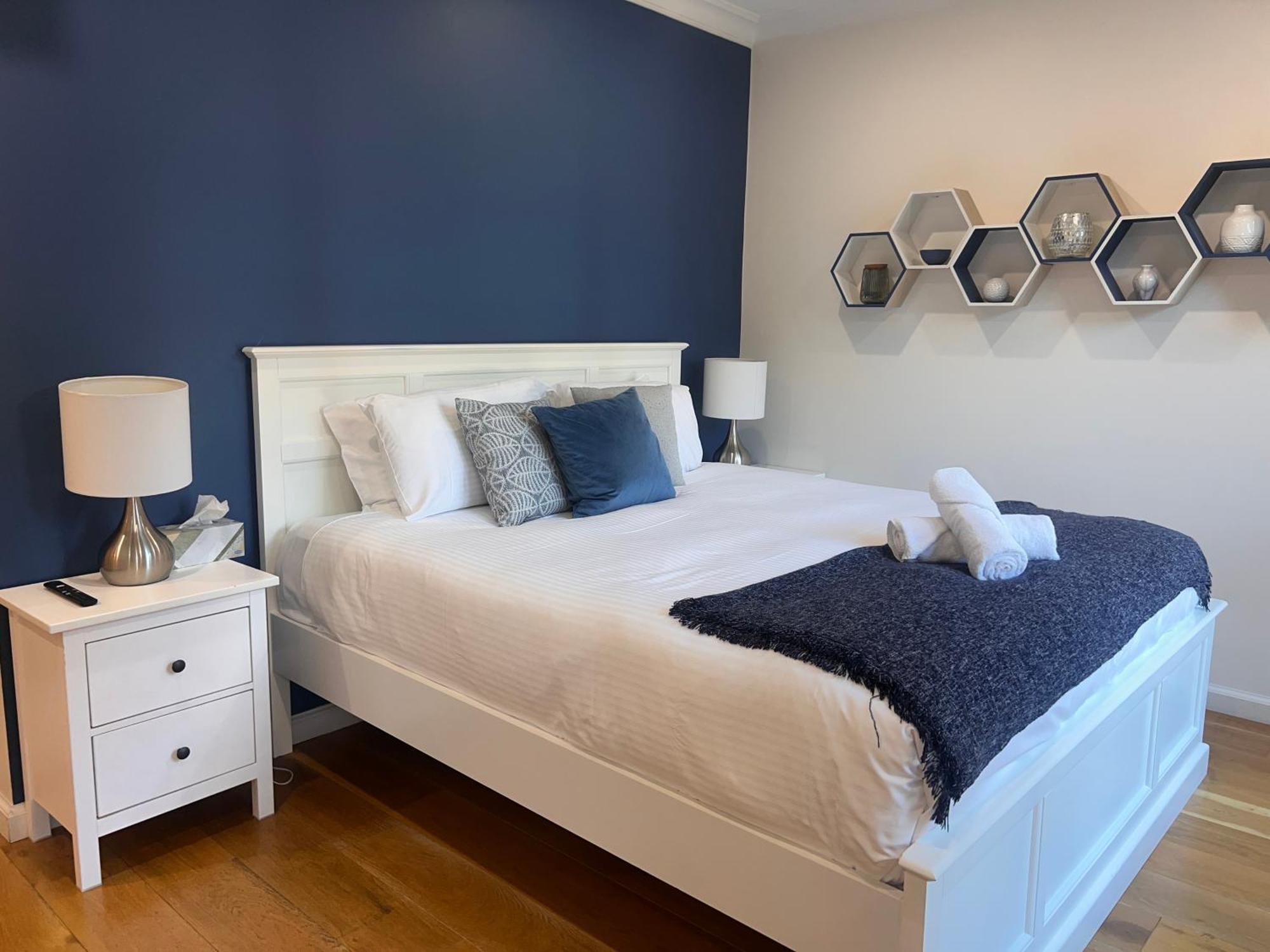 Exquisite 3br Exhibition With Gym & Pool Apartment *