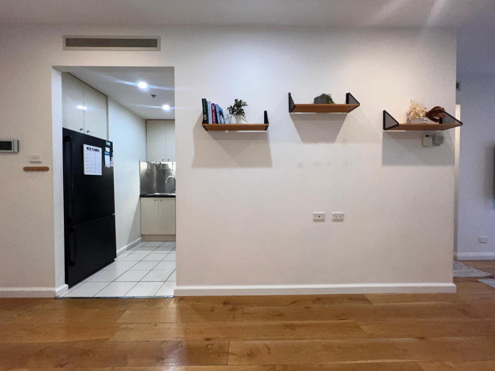 Exquisite 3br Exhibition With Gym & Pool Apartment