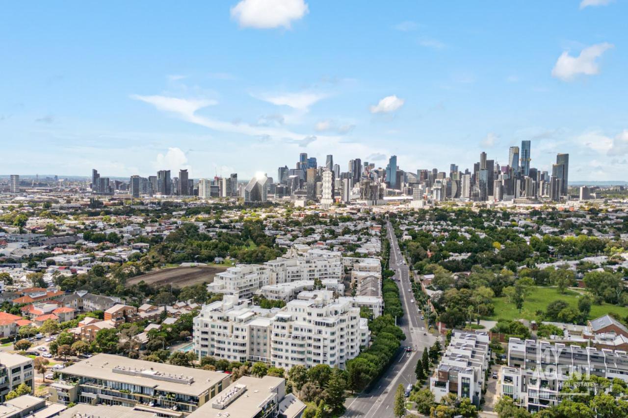 Apartment Bright Light Filled 1-bedroom Melbourne