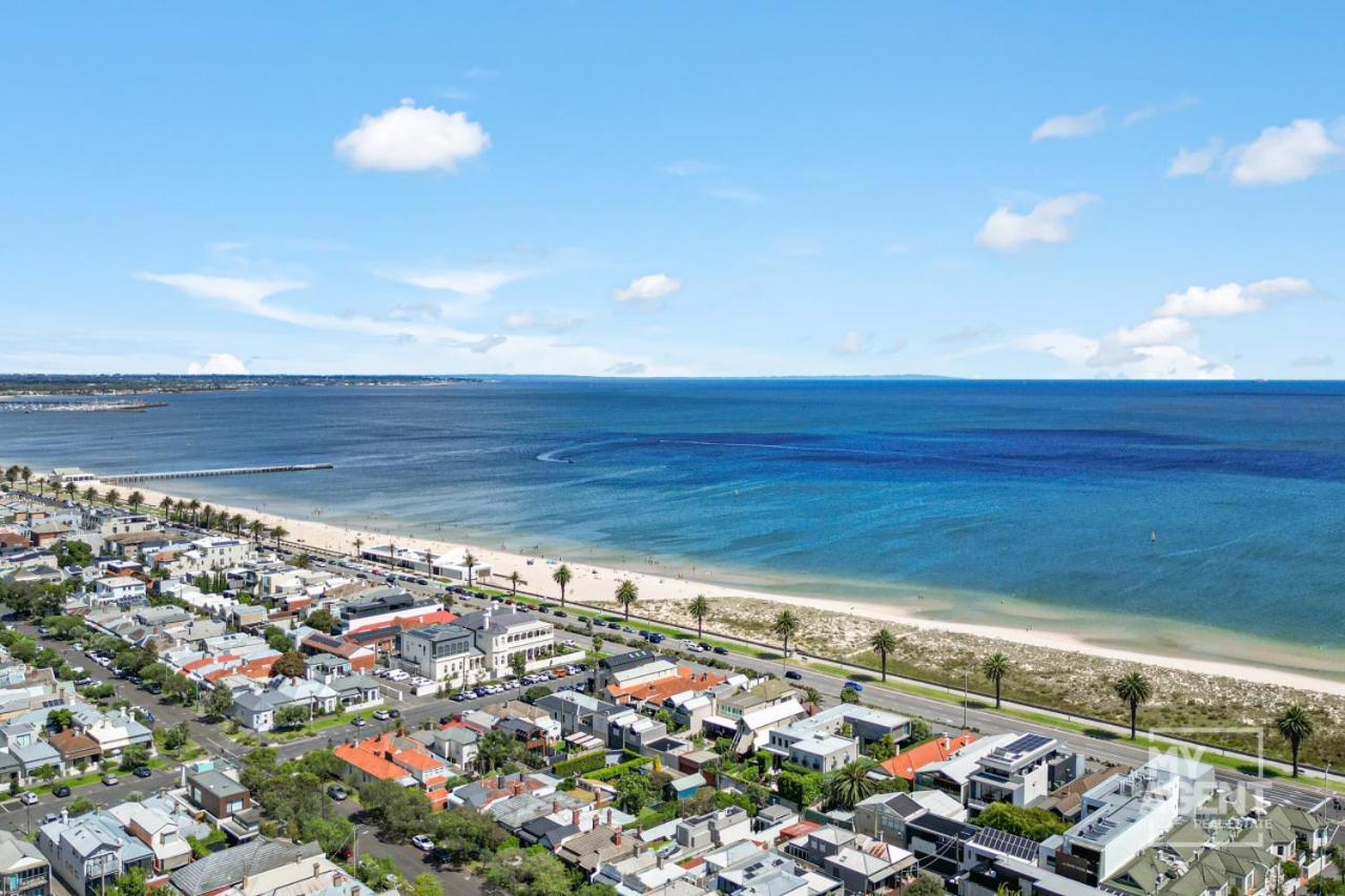 Bright Light Filled 1-bedroom Apartment Melbourne