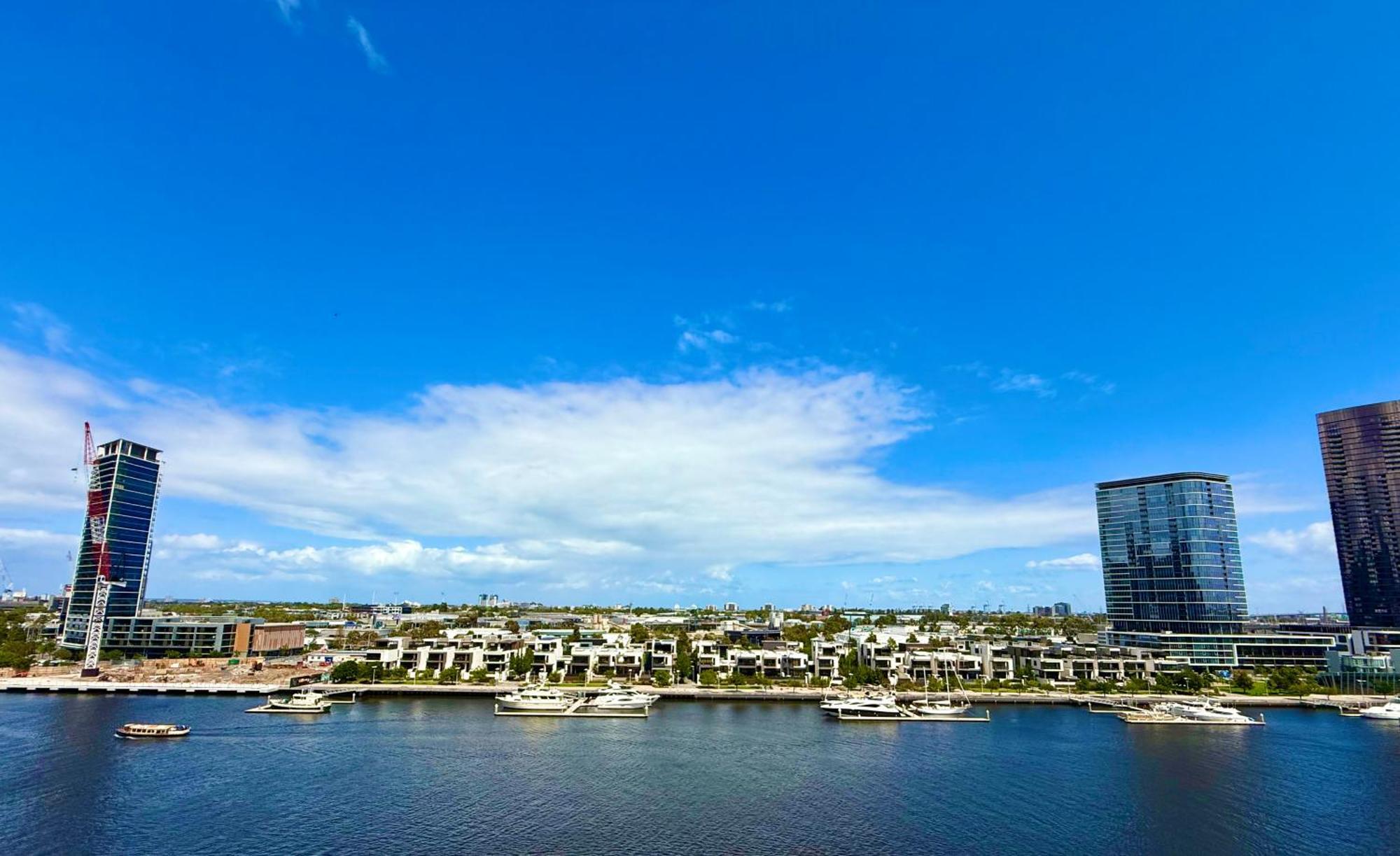 Yarra Accommodation-private Apartments-collins Wharf Waterfront, Docklands * Melbourne