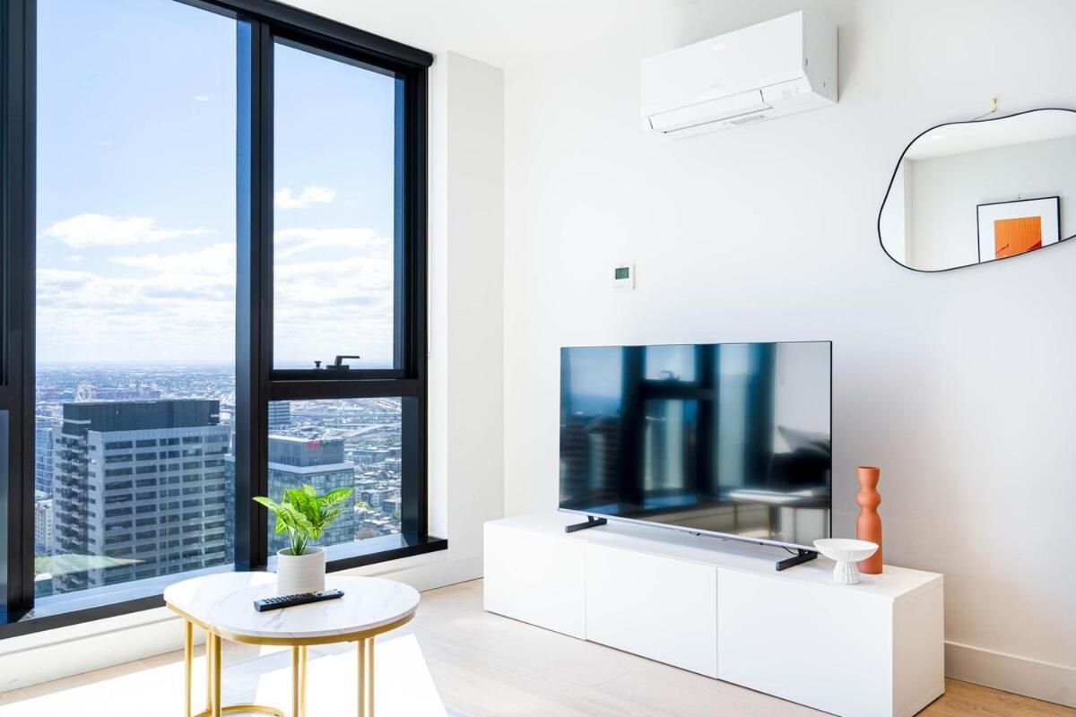 Elegant 1b W Unreal View #2 Pa44 *
