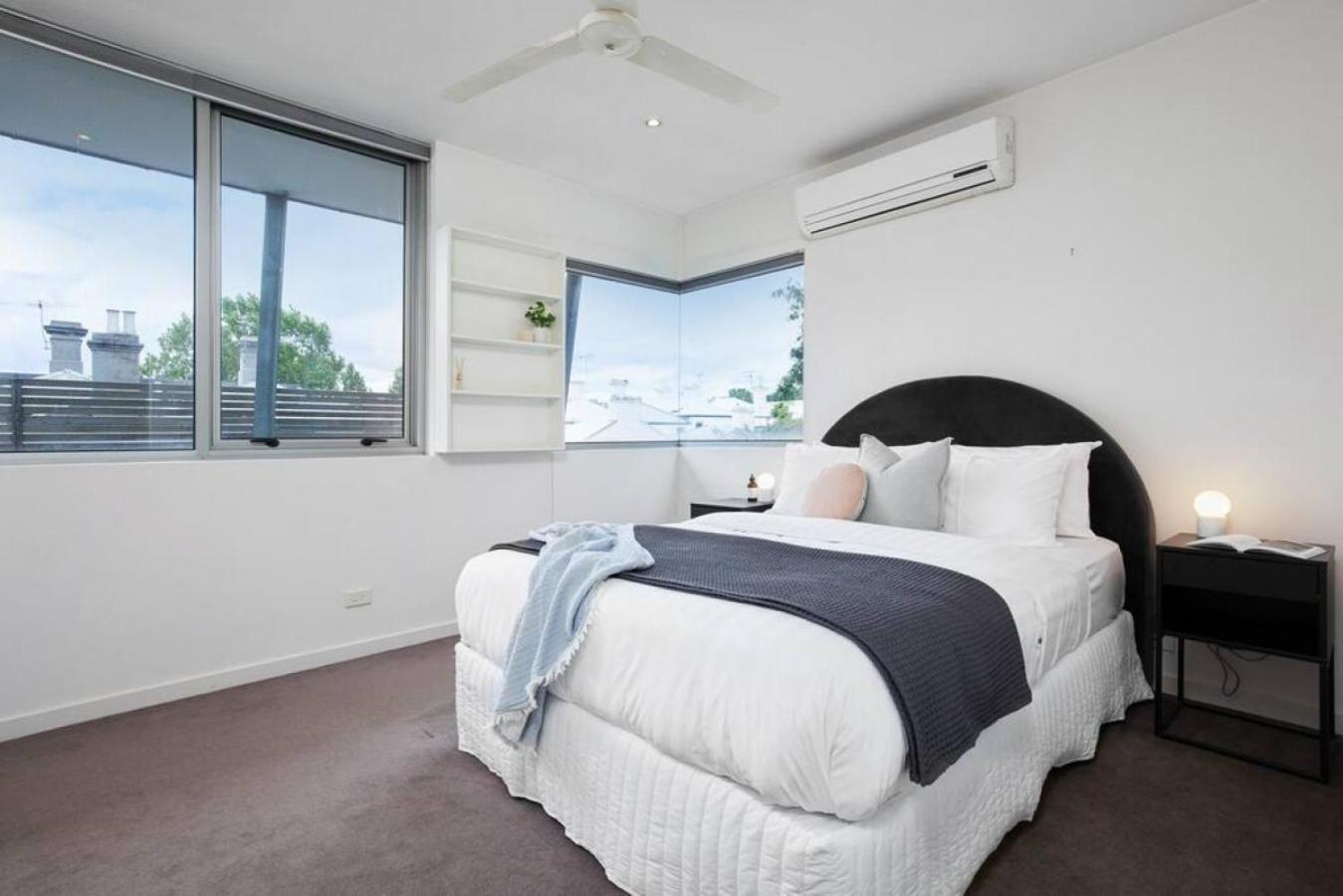 Lovely 2 Bedroom In Carlton Melbourne