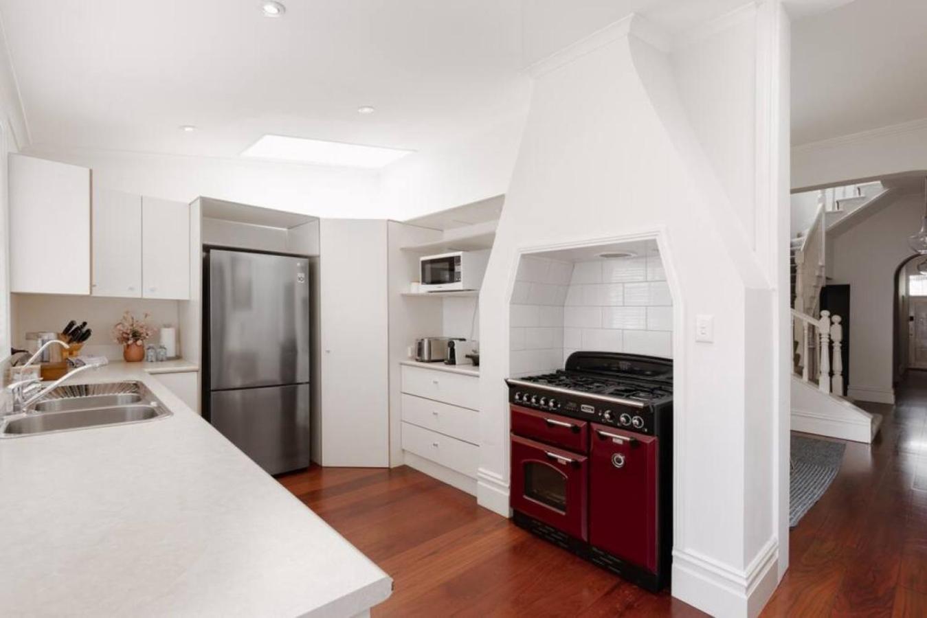 Luxury On Lygon, Victorian Terrace * Melbourne