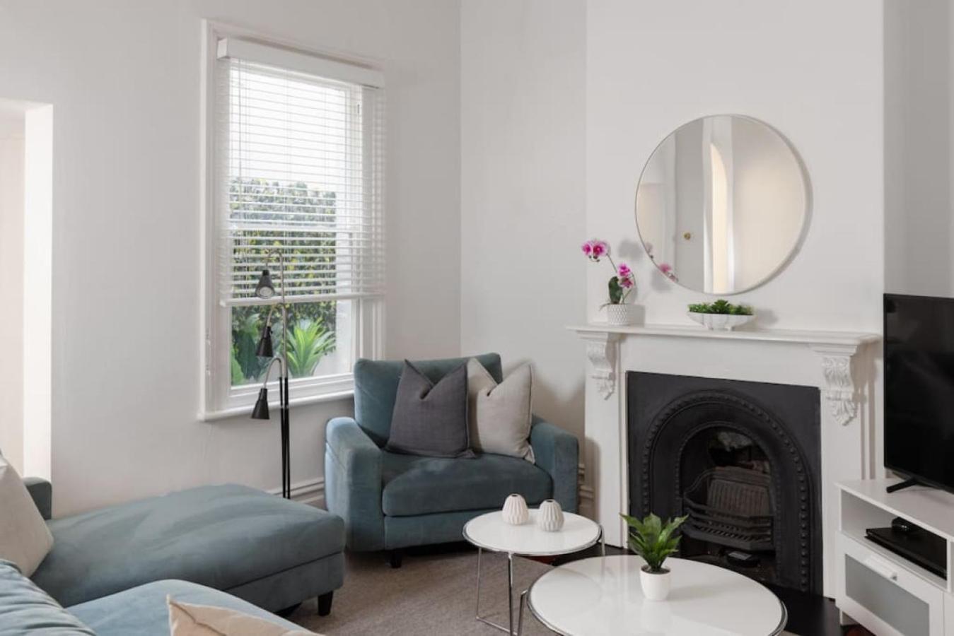 Luxury On Lygon, Victorian Terrace Holiday home *