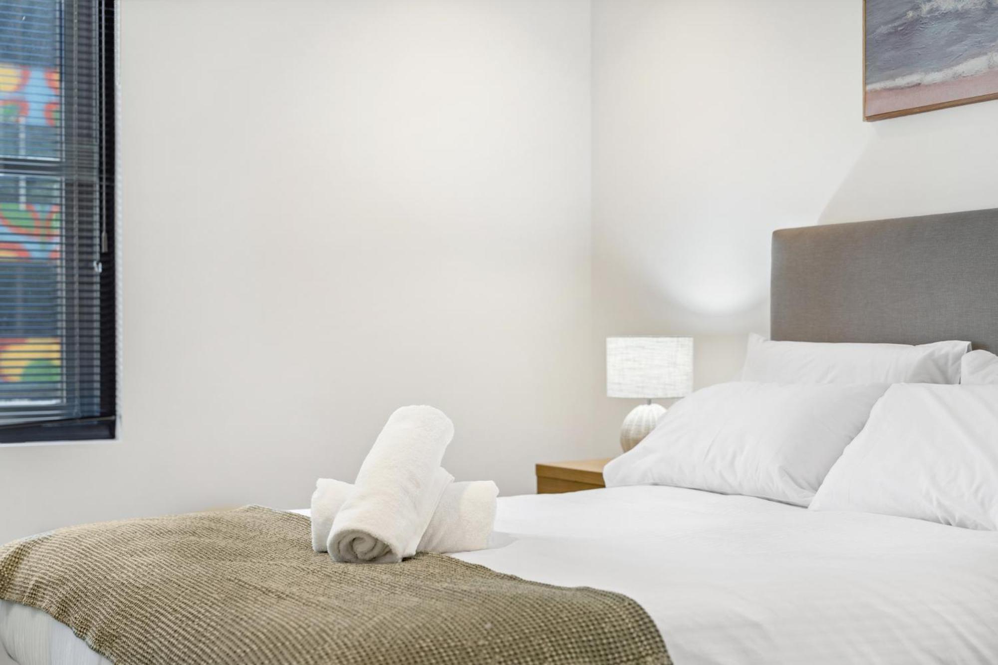 Modern 3-bedroom In Prime Location Apartment Melbourne