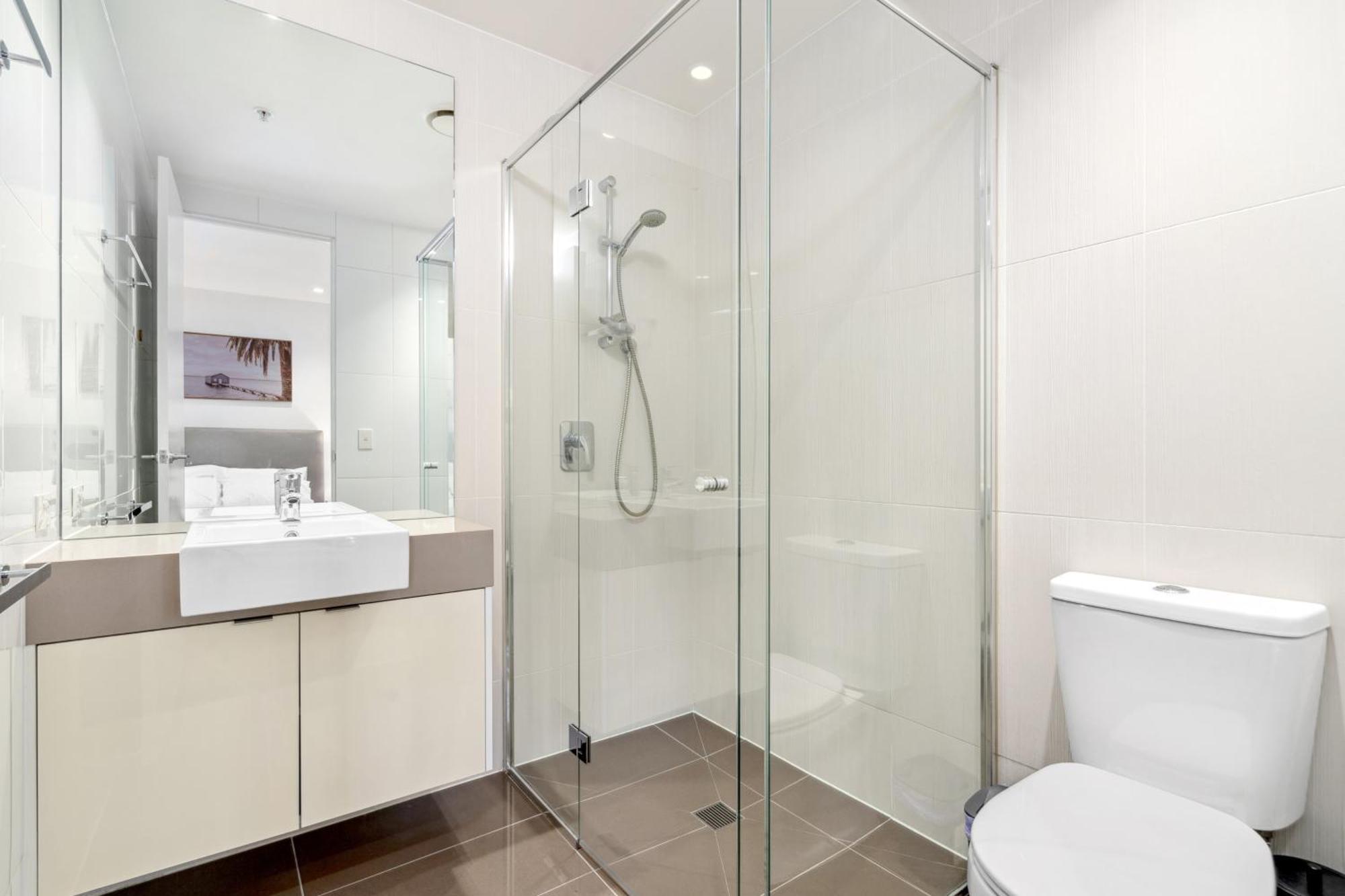Apartment Modern 3-bedroom In Prime Location Melbourne