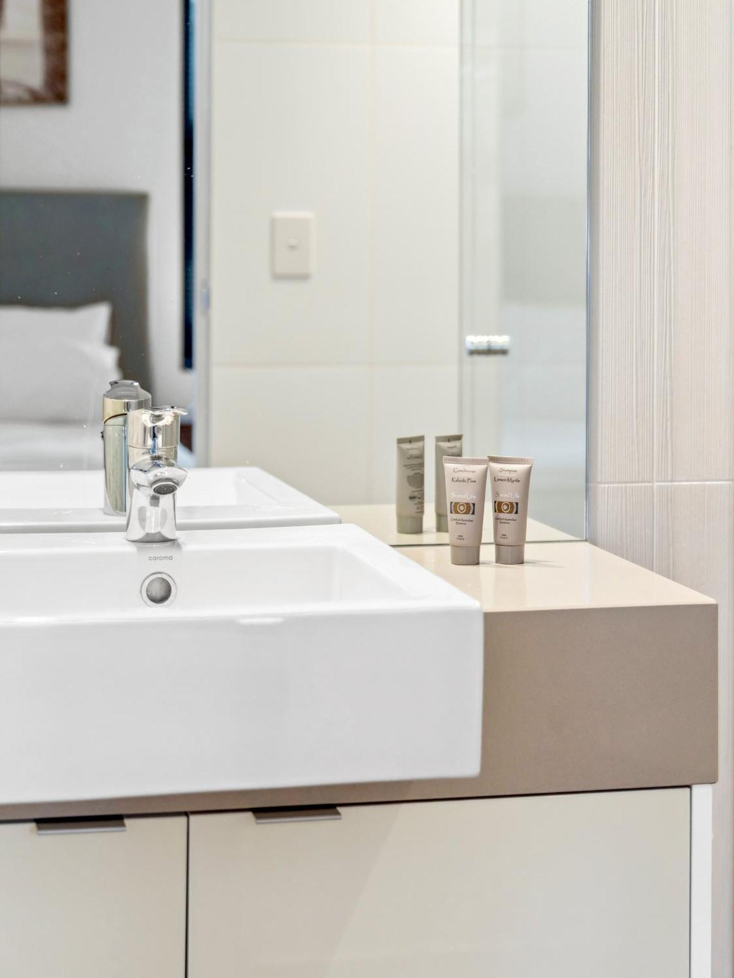 Modern 3-bedroom In Prime Location Melbourne