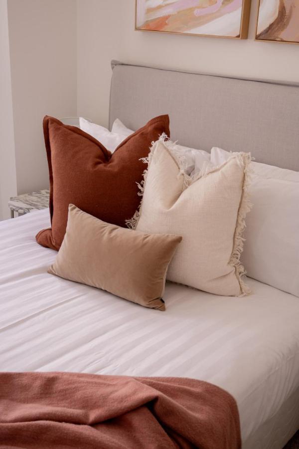 Stylish 3-bedroom In The Heart Of South Yarra Holiday home