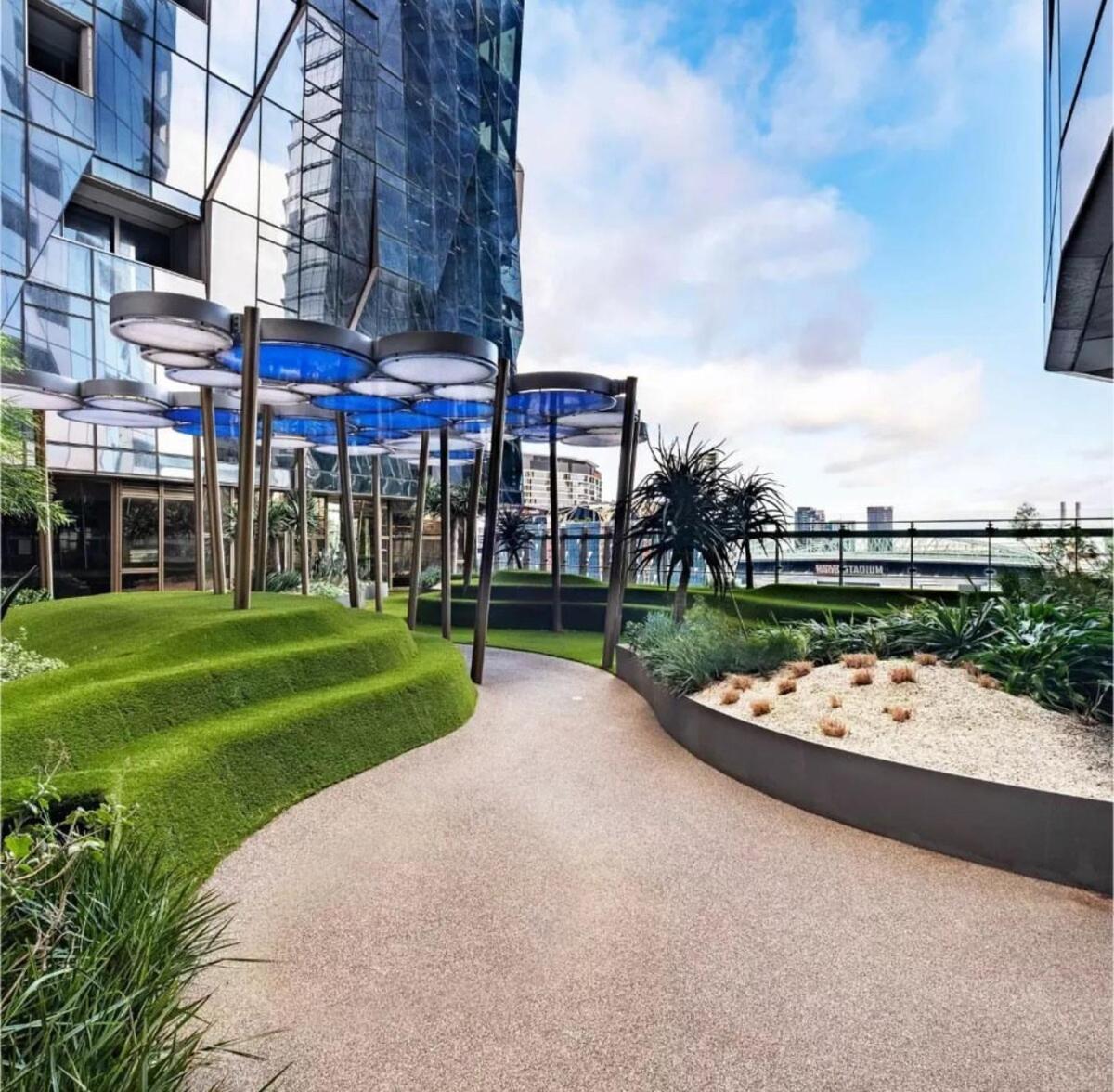 Royal Executive Living Bay N Luxe Executive Residency