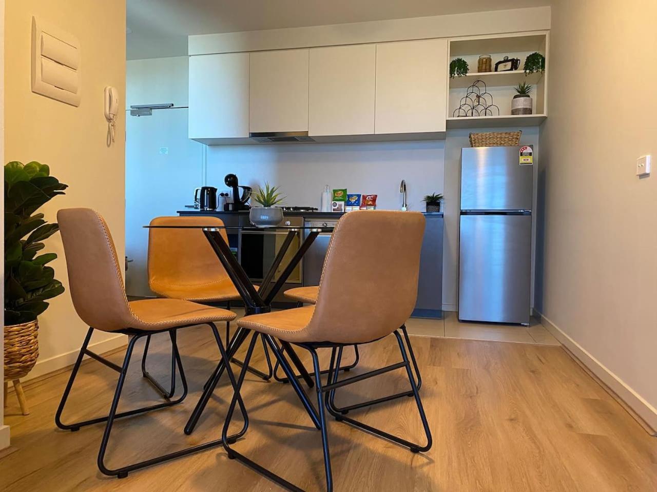 Cbd Southern Cross Collins St Ocean View Balcony Apartment